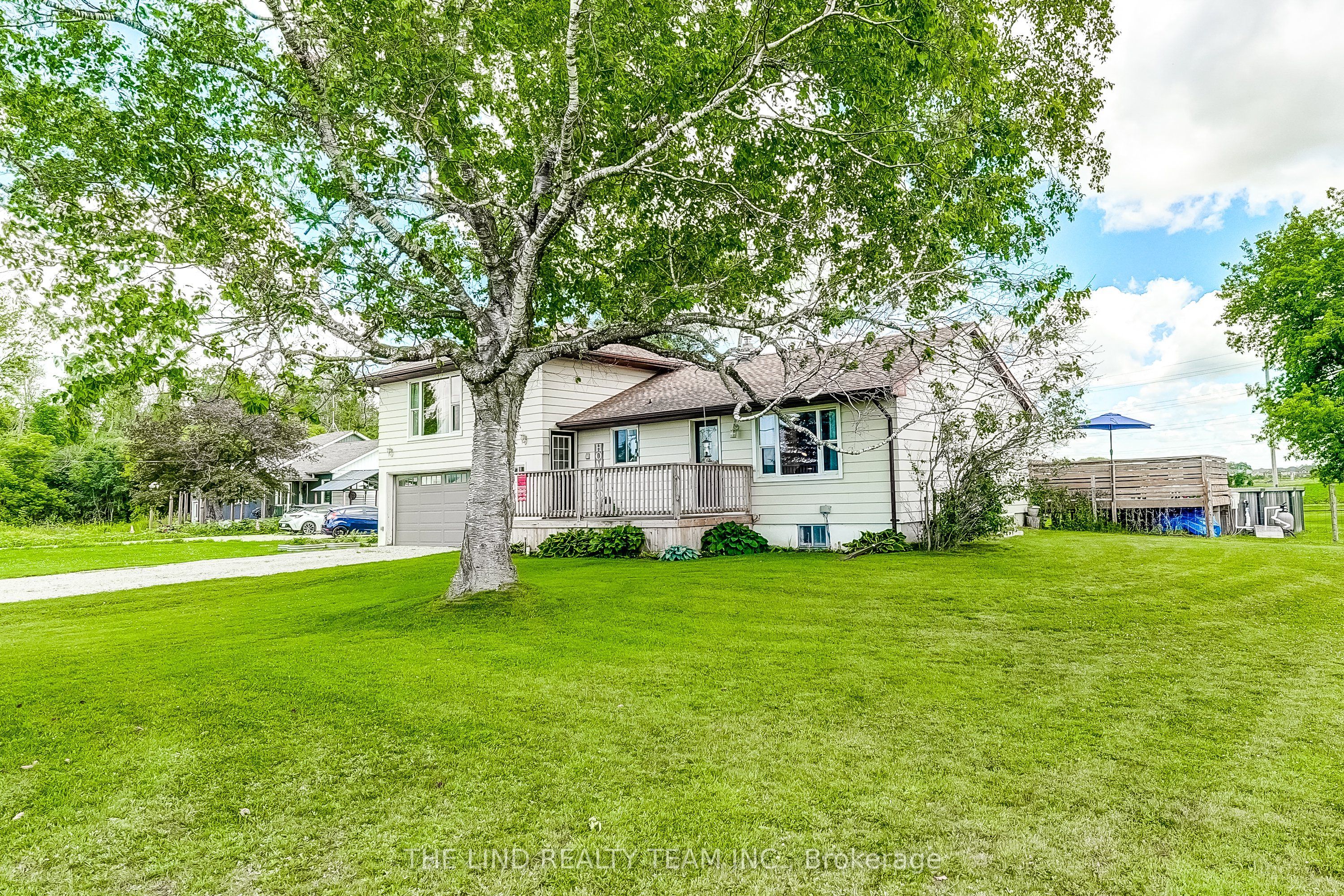 19505 Bathurst Street, East Gwillimbury, ON L3Y 4V9 photo 2