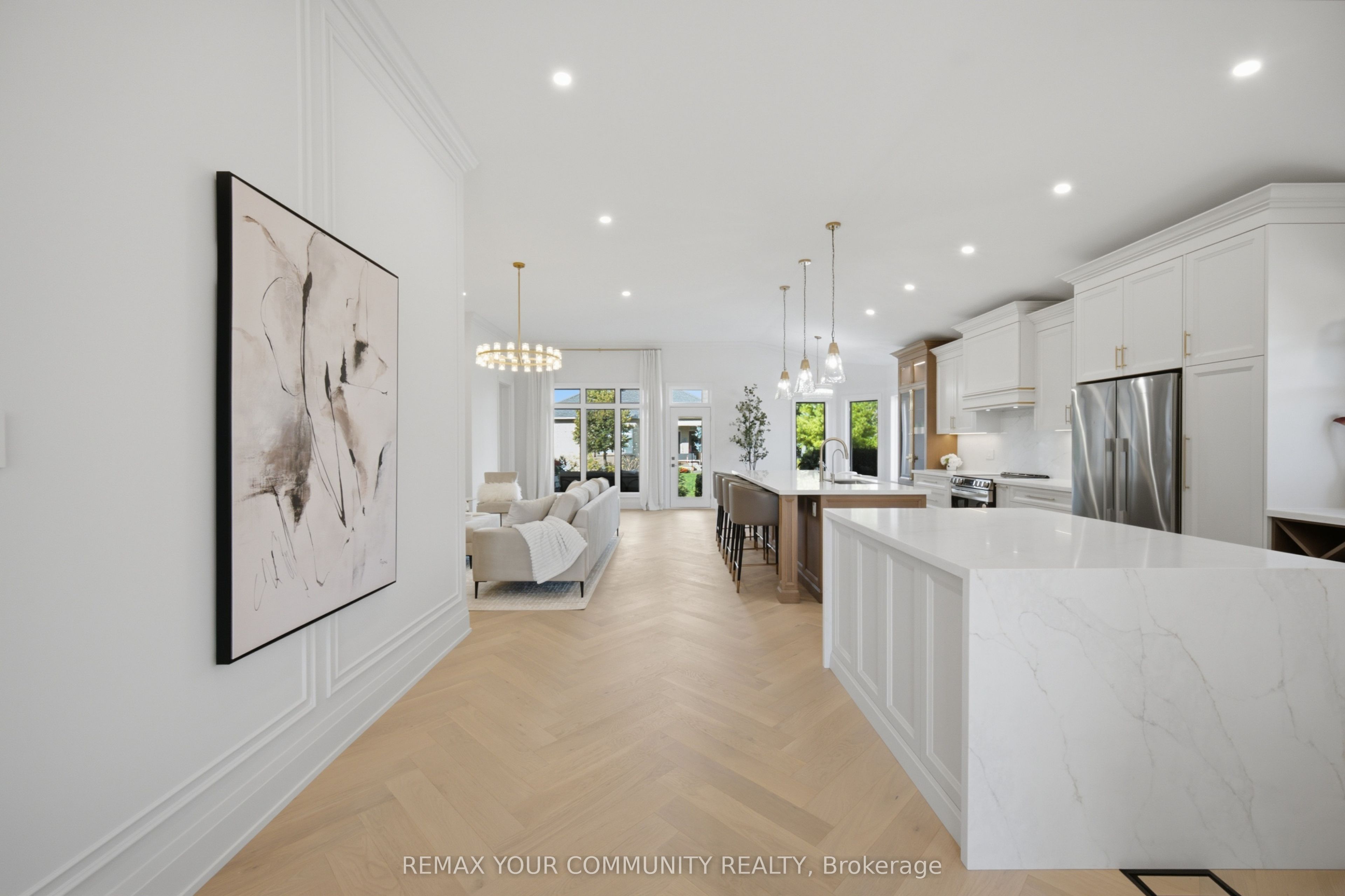 2 Suggs Lane, Whitchurch-Stouffville, ON L4A 0K6 photo 5