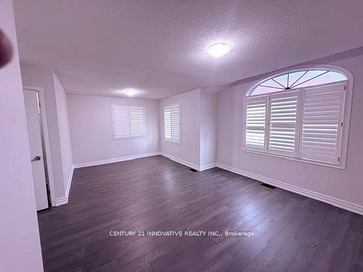 2130 E Taggart Court, Innisfil, ON L9S 0C4 photo 4