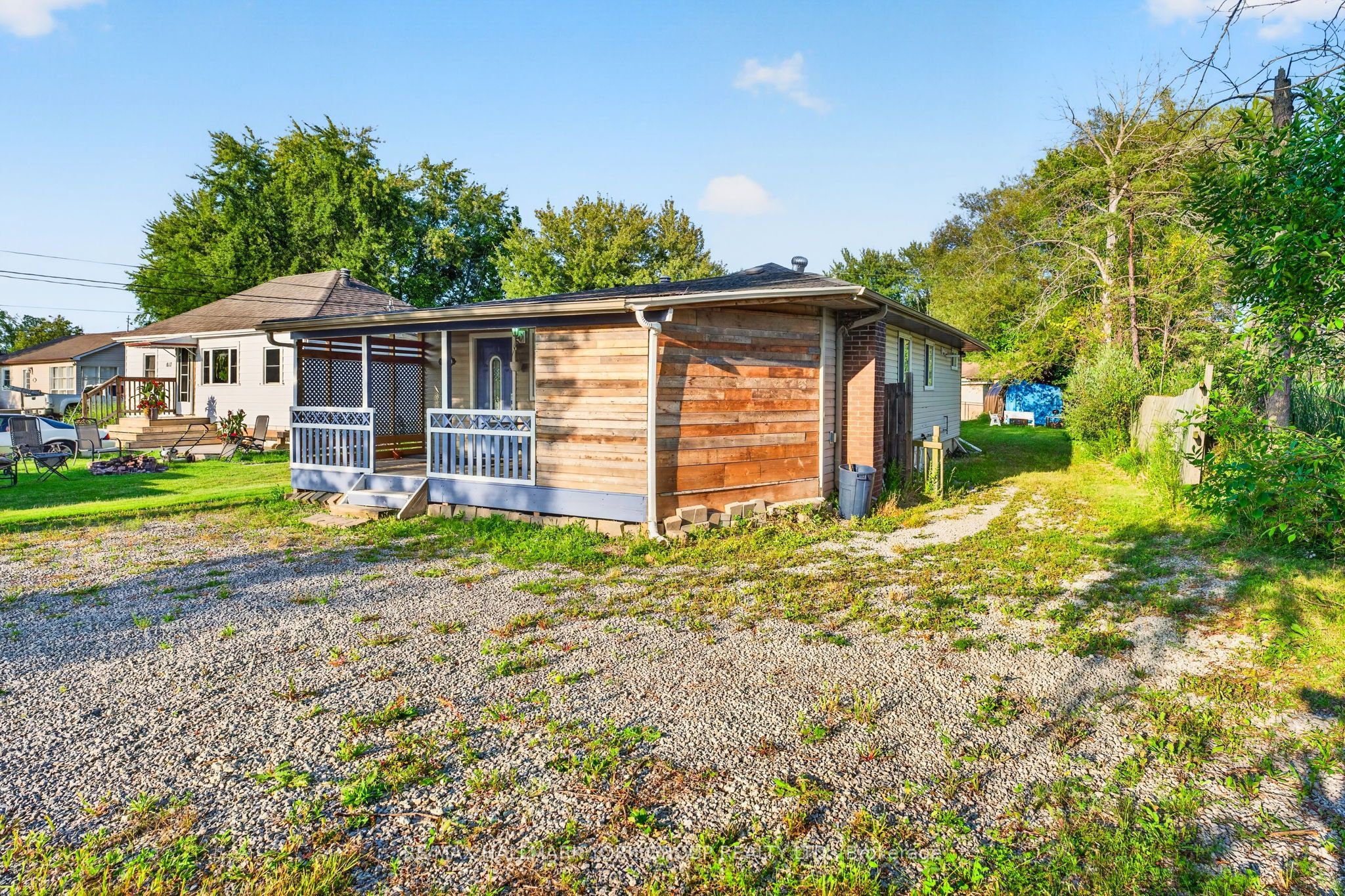 815 Lagoon Drive, Georgina, ON L0E 1S0 photo 3