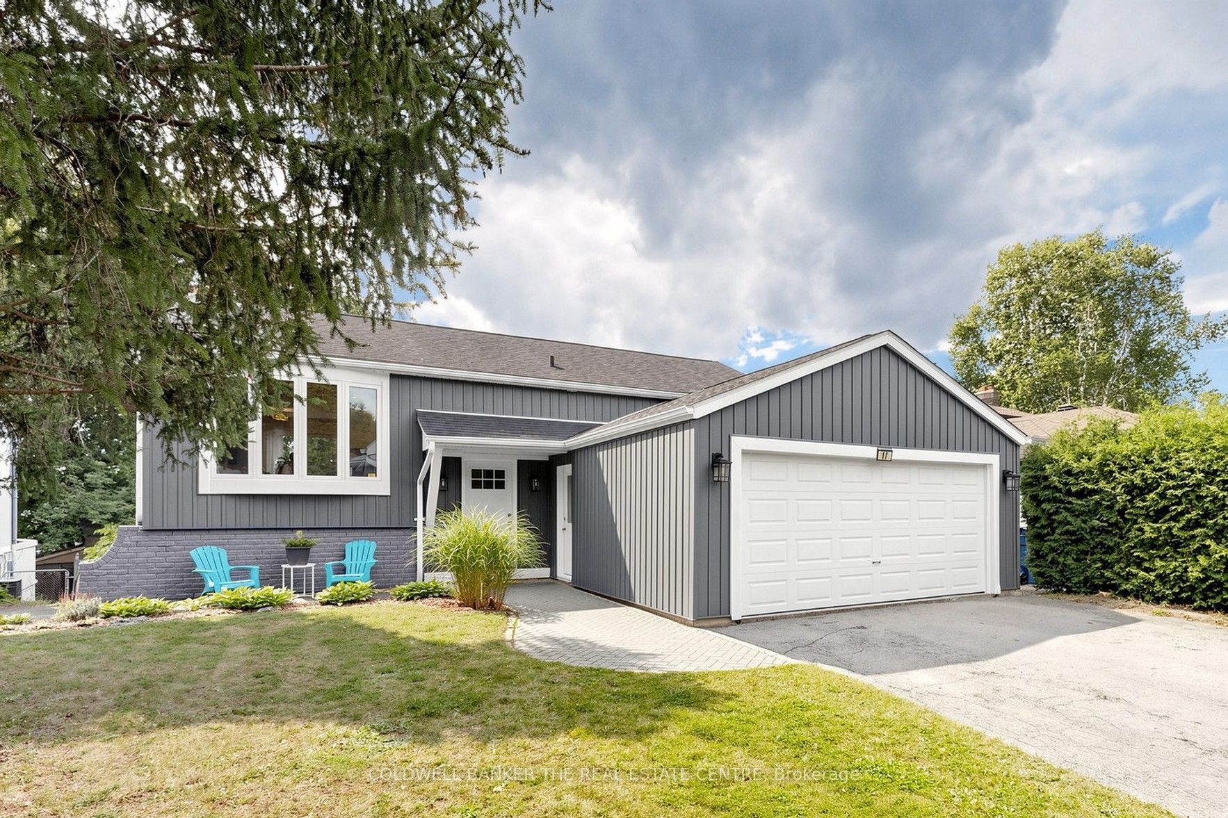 17 Blackstone Court, East Gwillimbury, ON L9N 1C2
