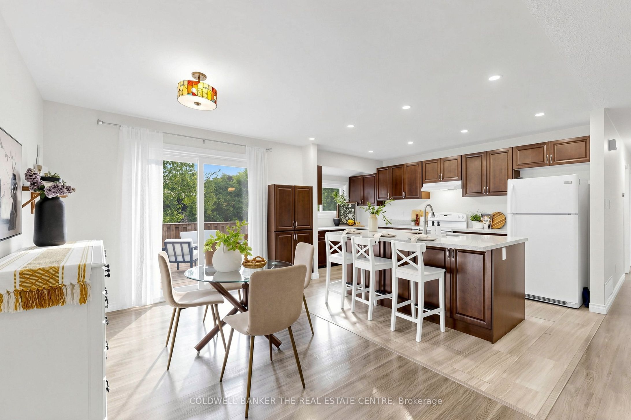 17 Blackstone Court, East Gwillimbury, ON L9N 1C2 photo 4