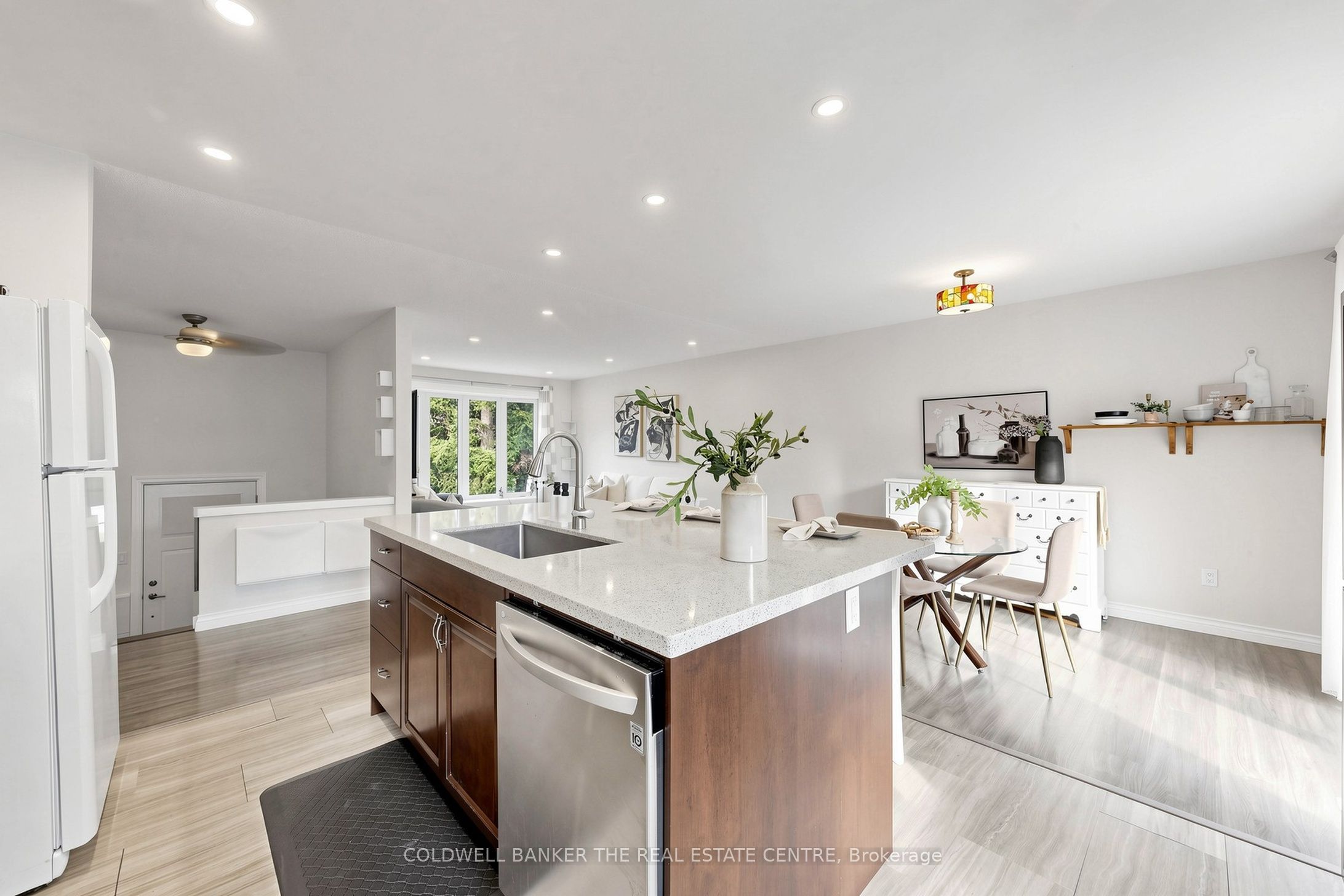 17 Blackstone Court, East Gwillimbury, ON L9N 1C2 photo 5