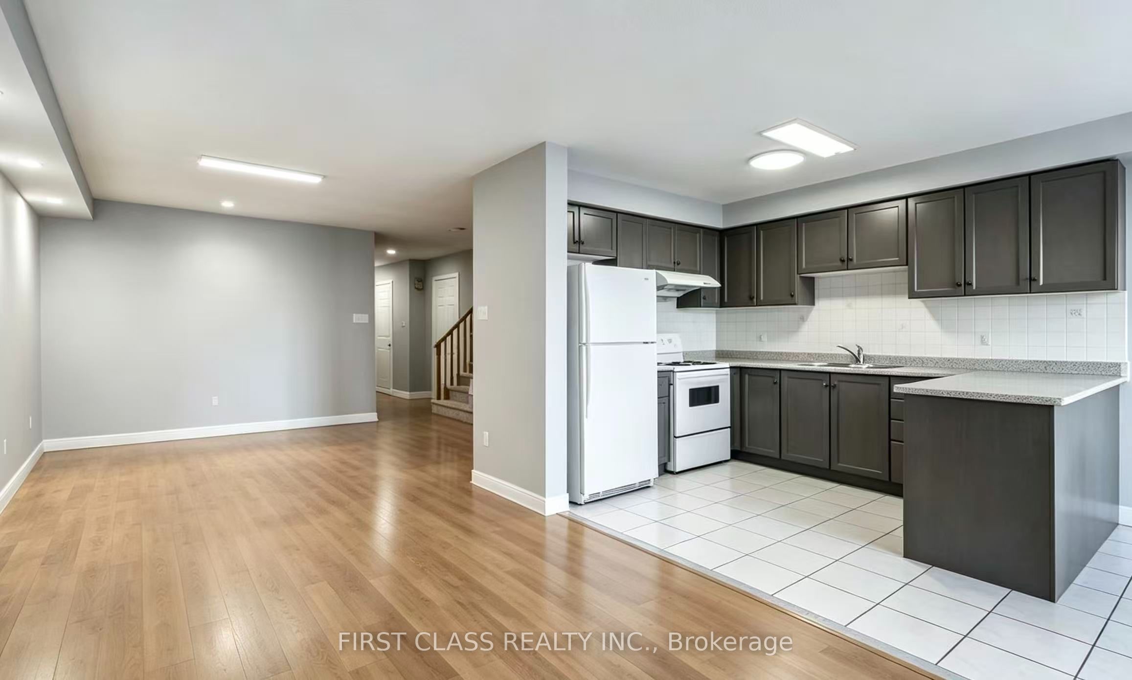 77 Sunway Square, Markham, ON L3P 7X5
