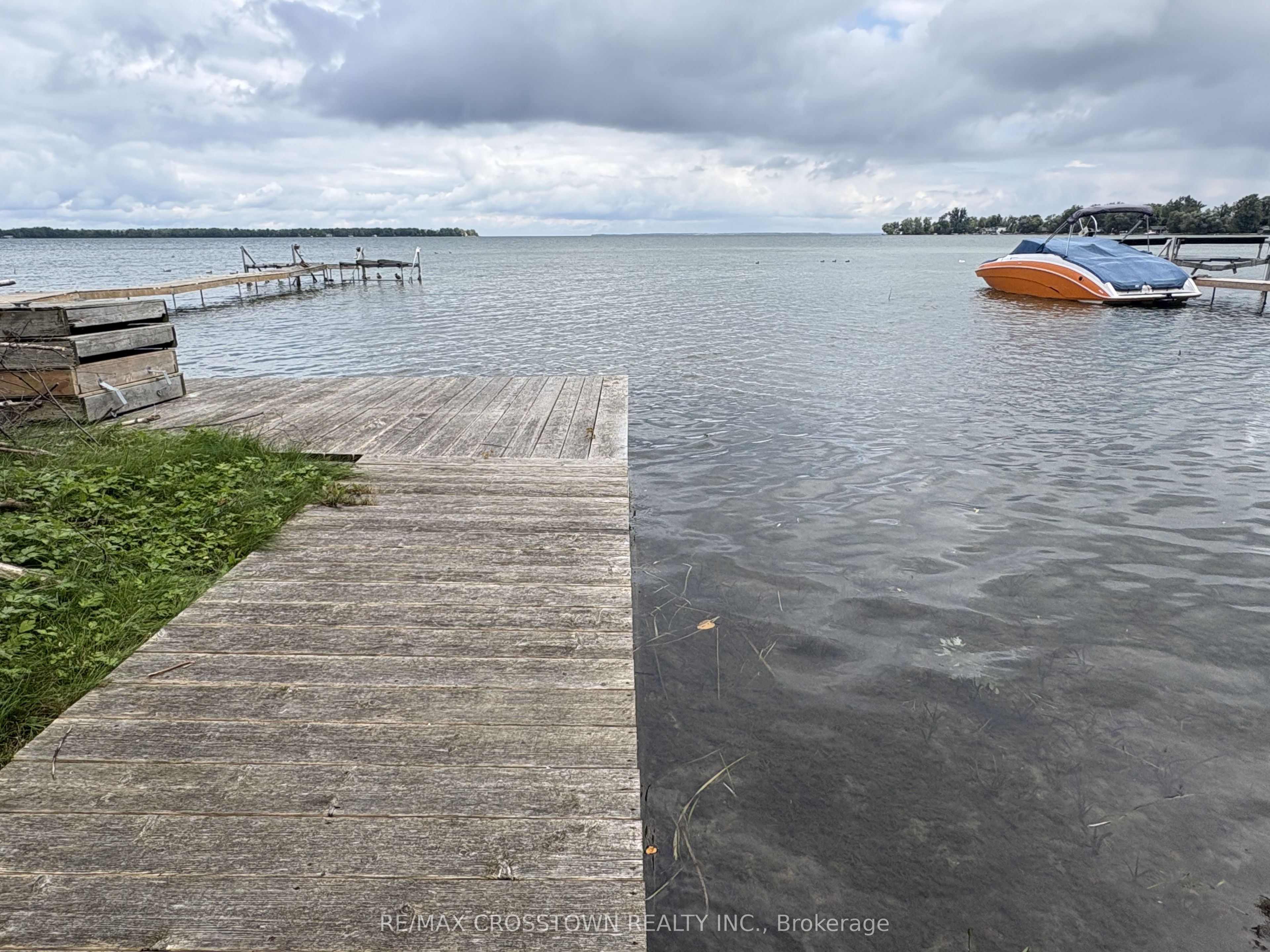 128 Moores Beach Road, Georgina, ON L0E 1N0 photo 4