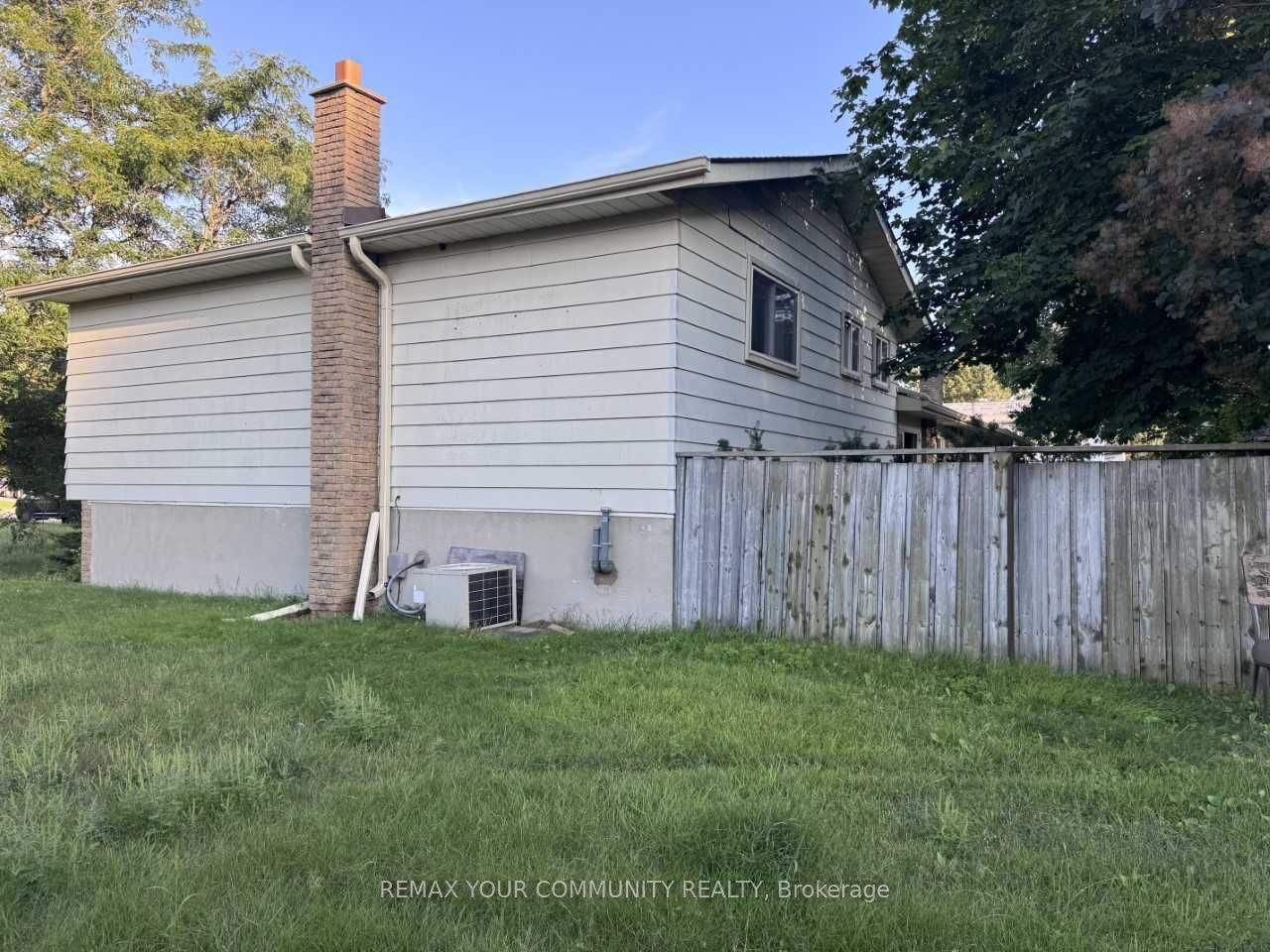 20378 Yonge Street, East Gwillimbury, ON L9N 1N9 photo 4