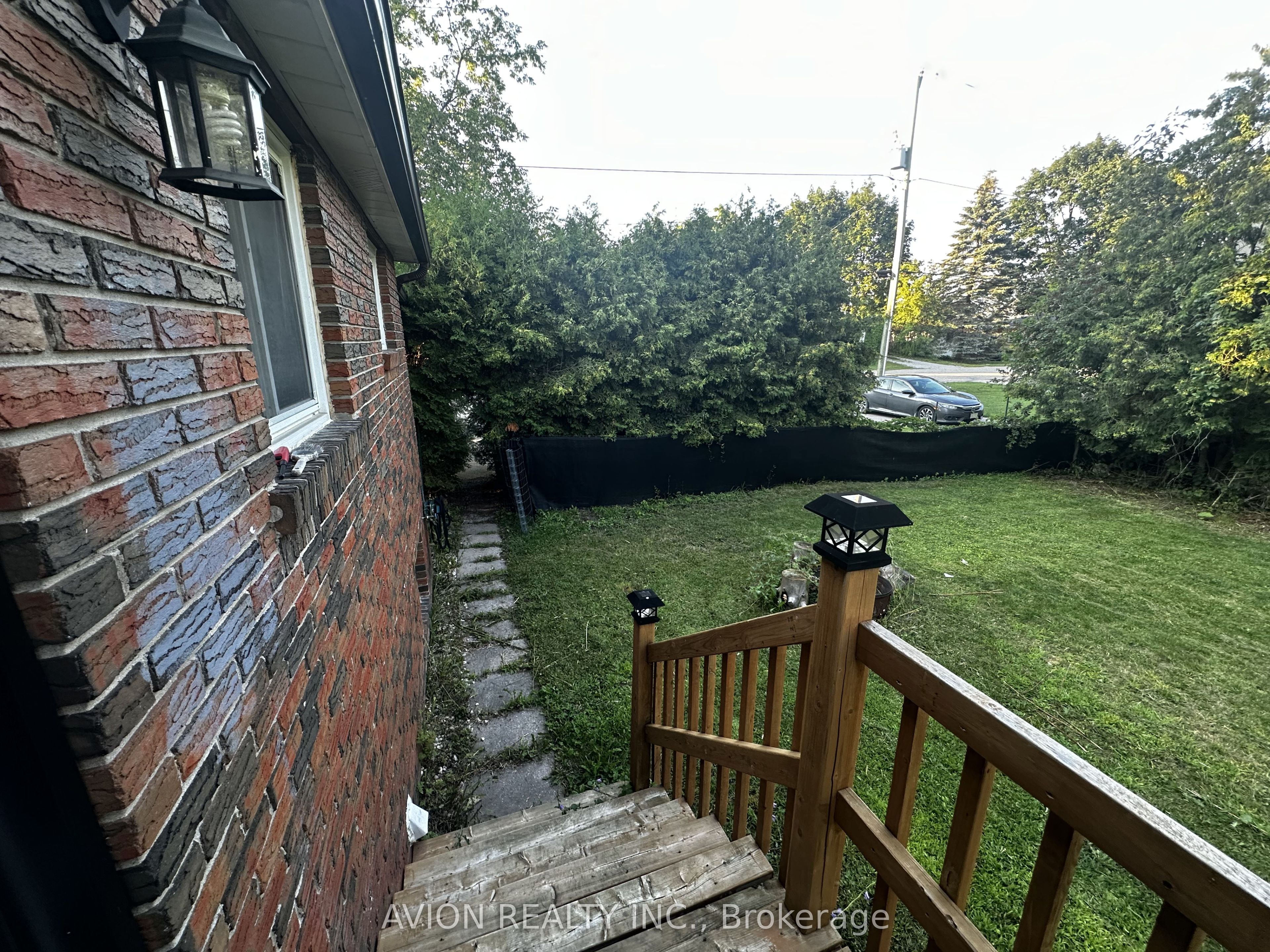51 Windsor Drive, Whitchurch-Stouffville, ON L4A 7X3 photo 3