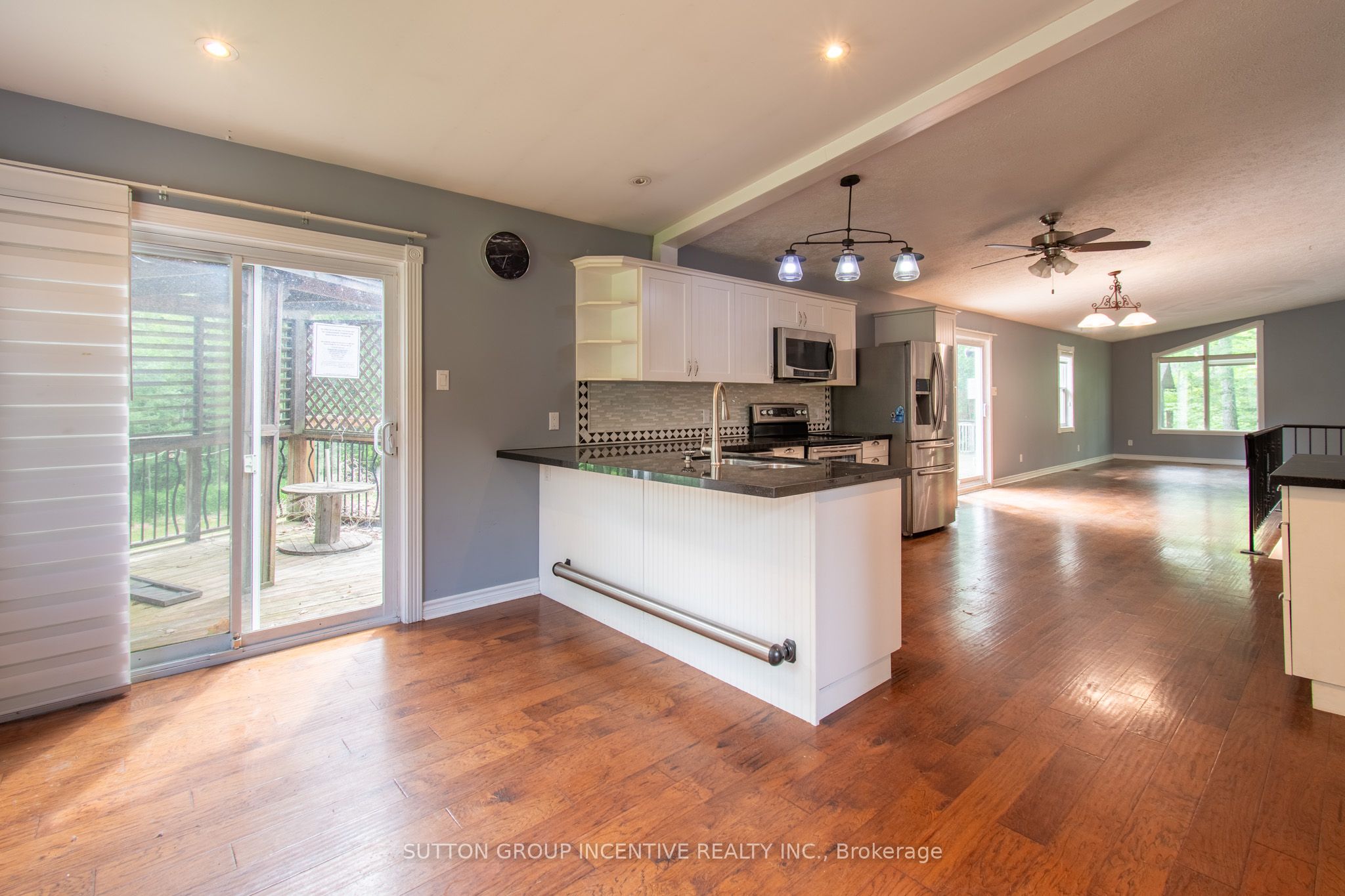 59 Forest Hill Drive, Adjala-Tosorontio, ON L0M 1J0 photo 4