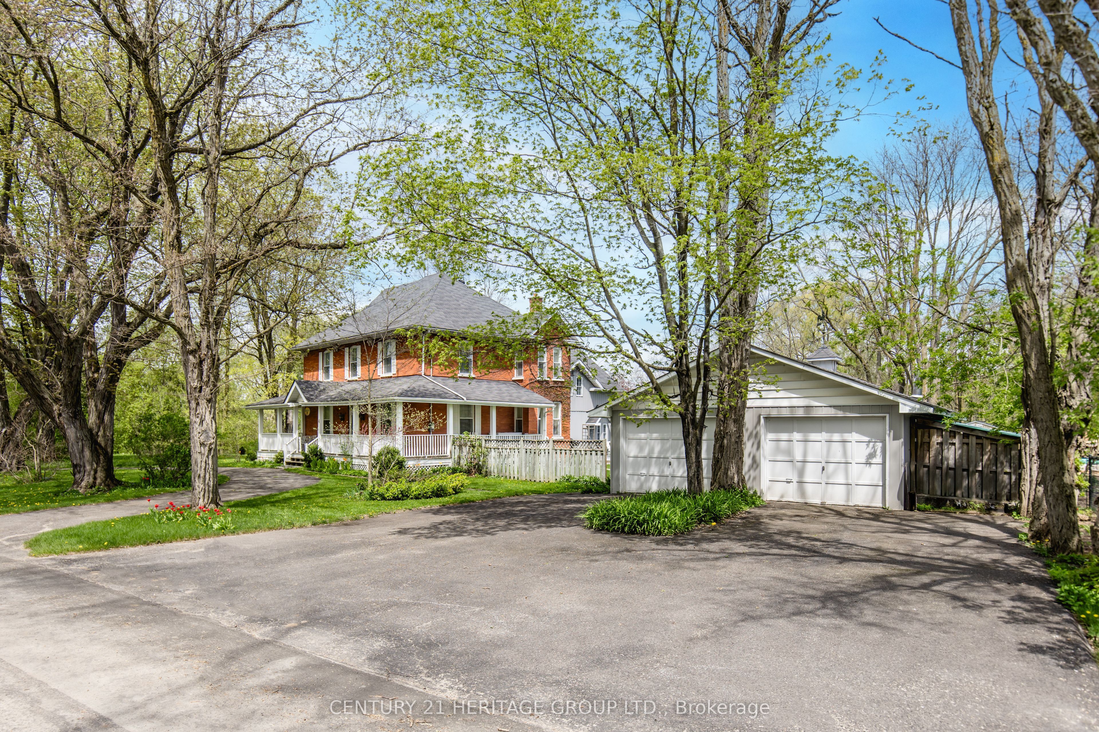 4 Thomas Street, Adjala-Tosorontio, ON L0M 1K0 photo 2