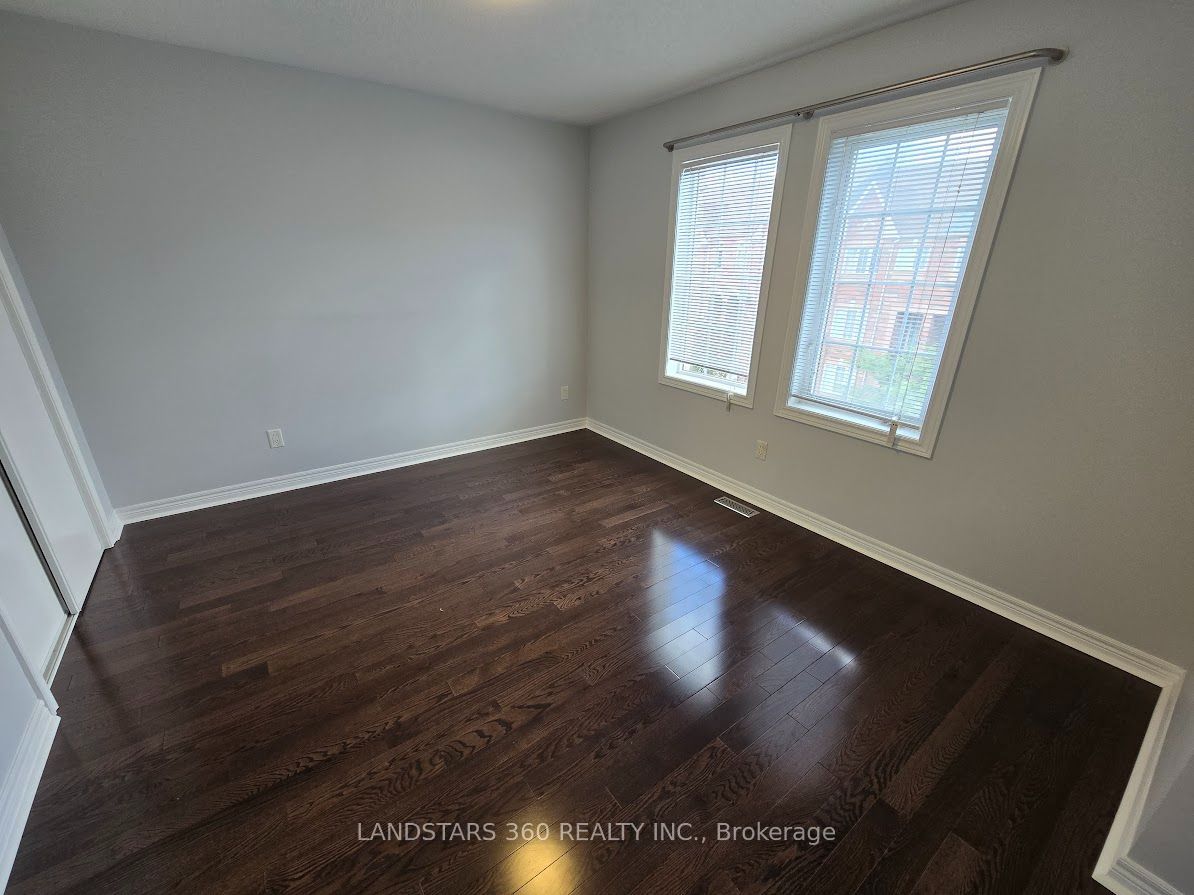 19 Azalea Gate Way, Markham, ON L3T 7T9 photo 4