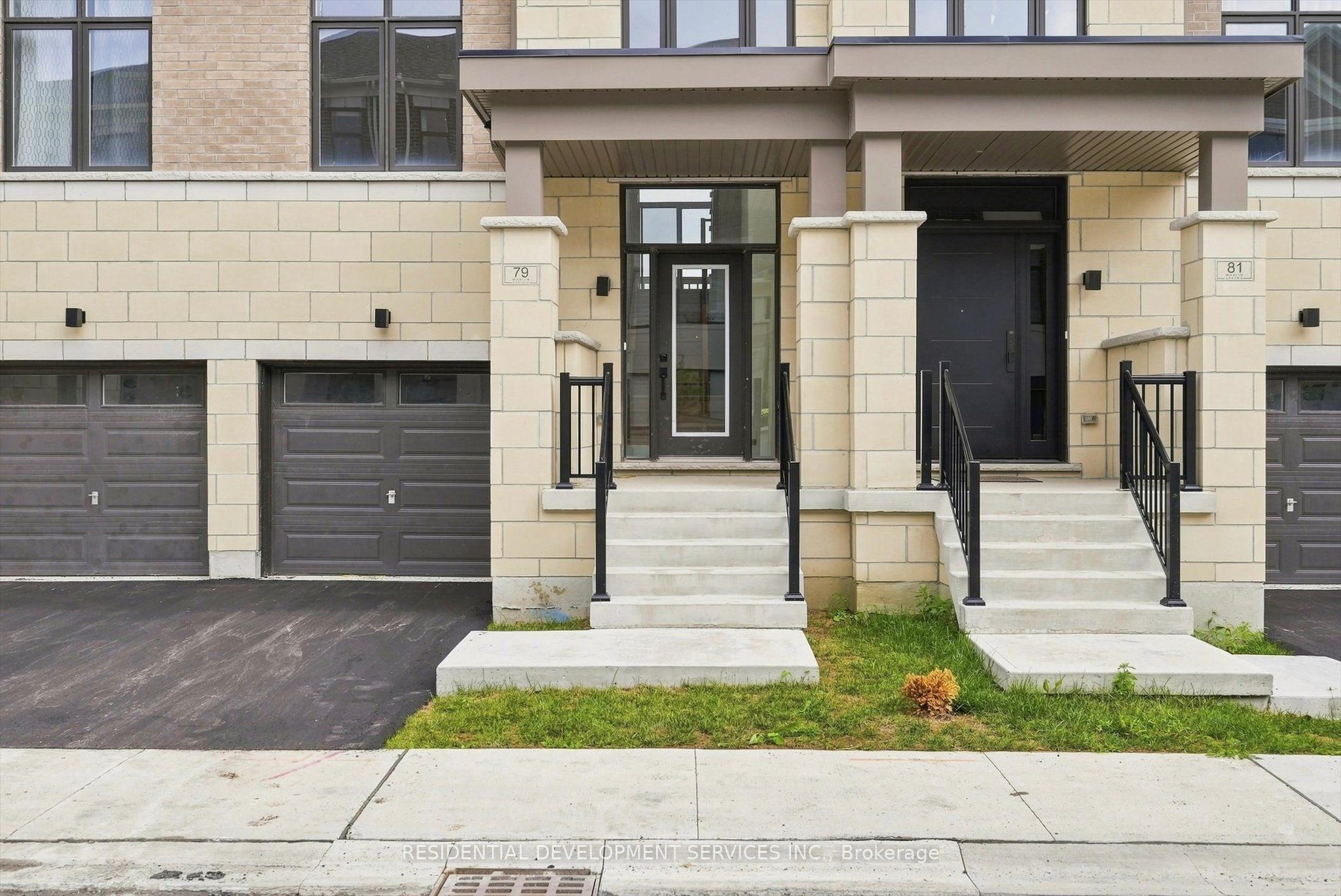 79 Millman Lane, Richmond Hill, ON L4S 0P8 photo 2