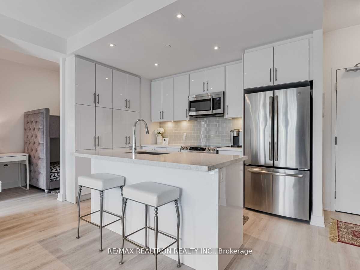 333 Sea Ray Avenue D212, Innisfil, ON L9S 0N9 photo 3