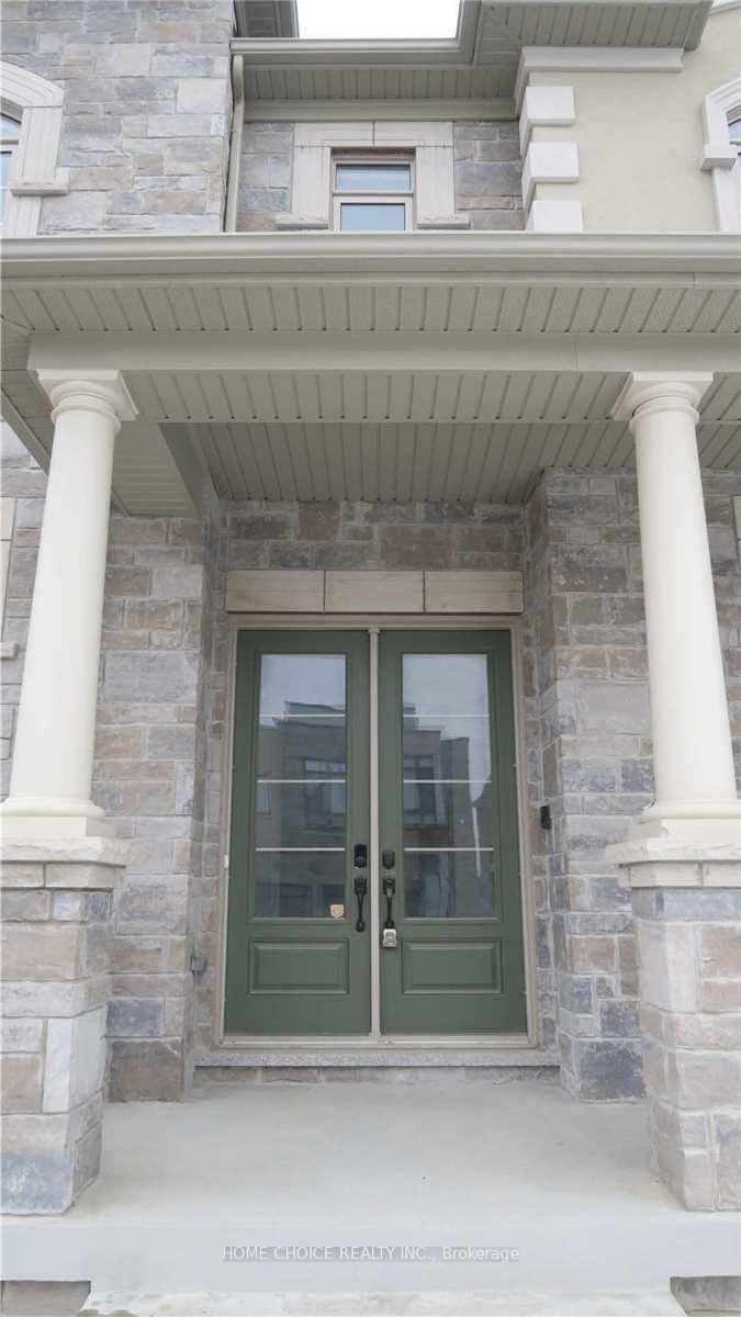 120 Hurst Avenue, Vaughan, ON L6A 4Y6 photo 2