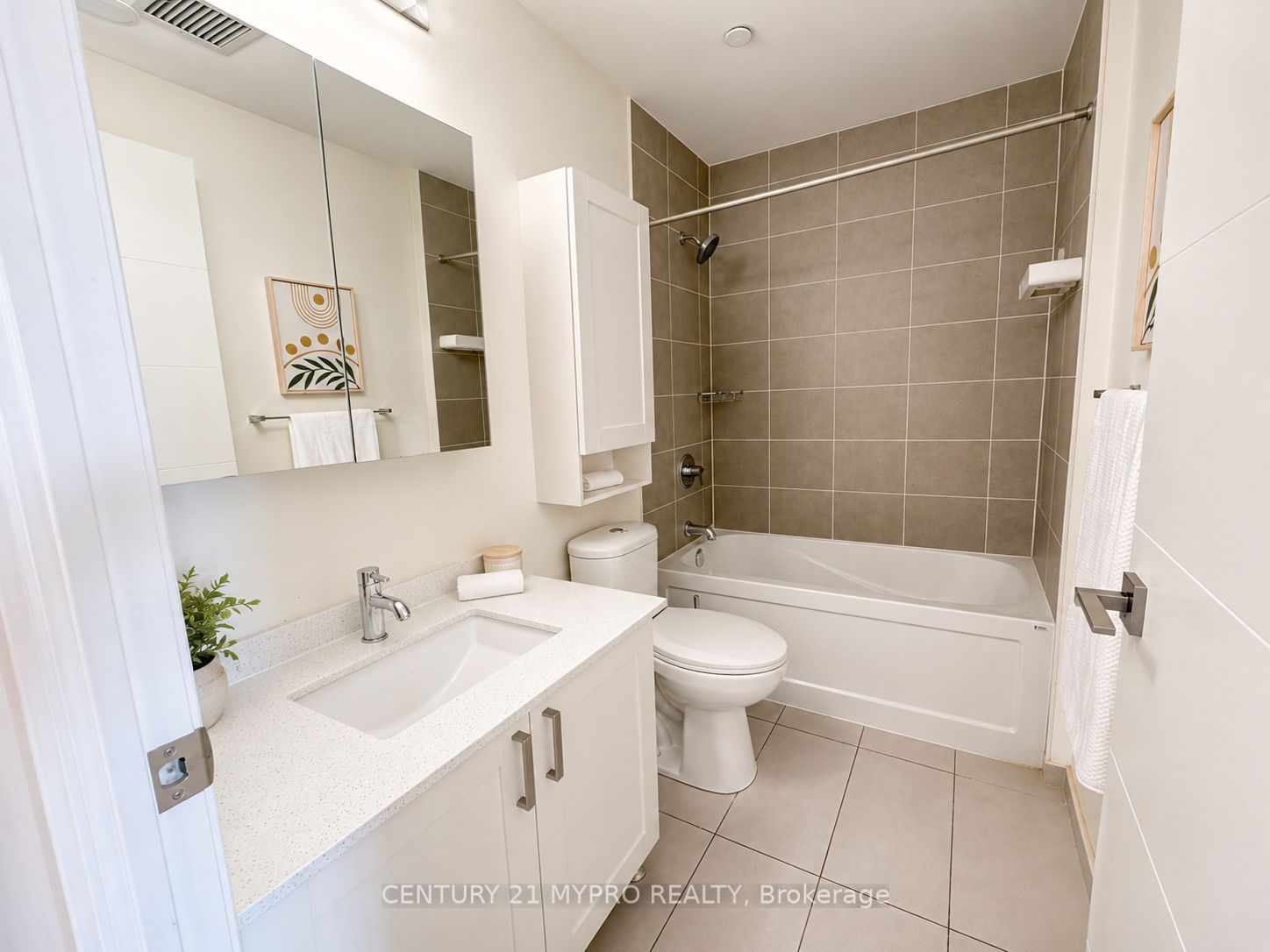 28 Uptown Drive Rg12, Markham, ON L3R 5M8 photo 4
