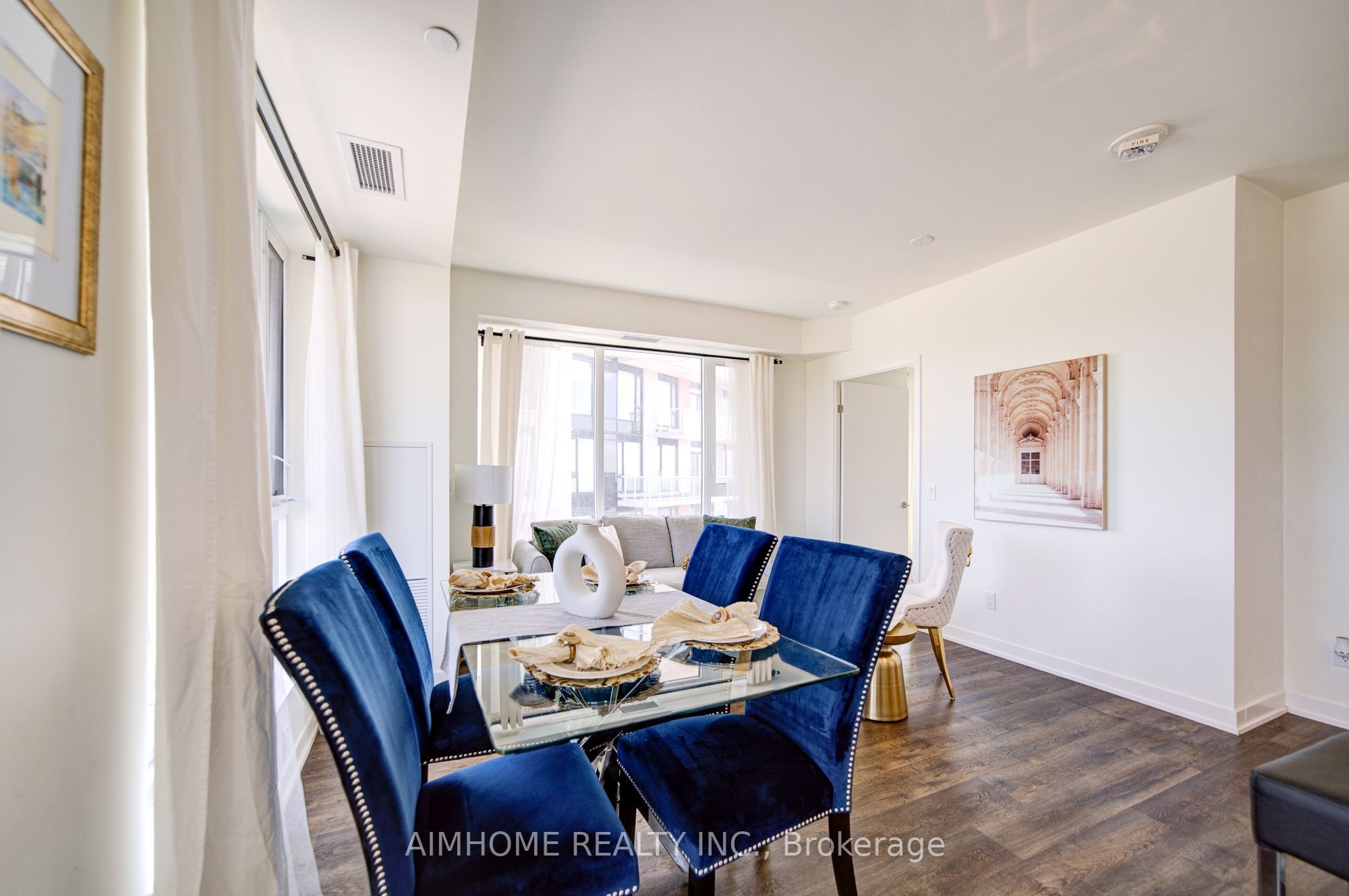 2 David Eyer Road E 829, Richmond Hill, ON L4S 0N6 photo 4