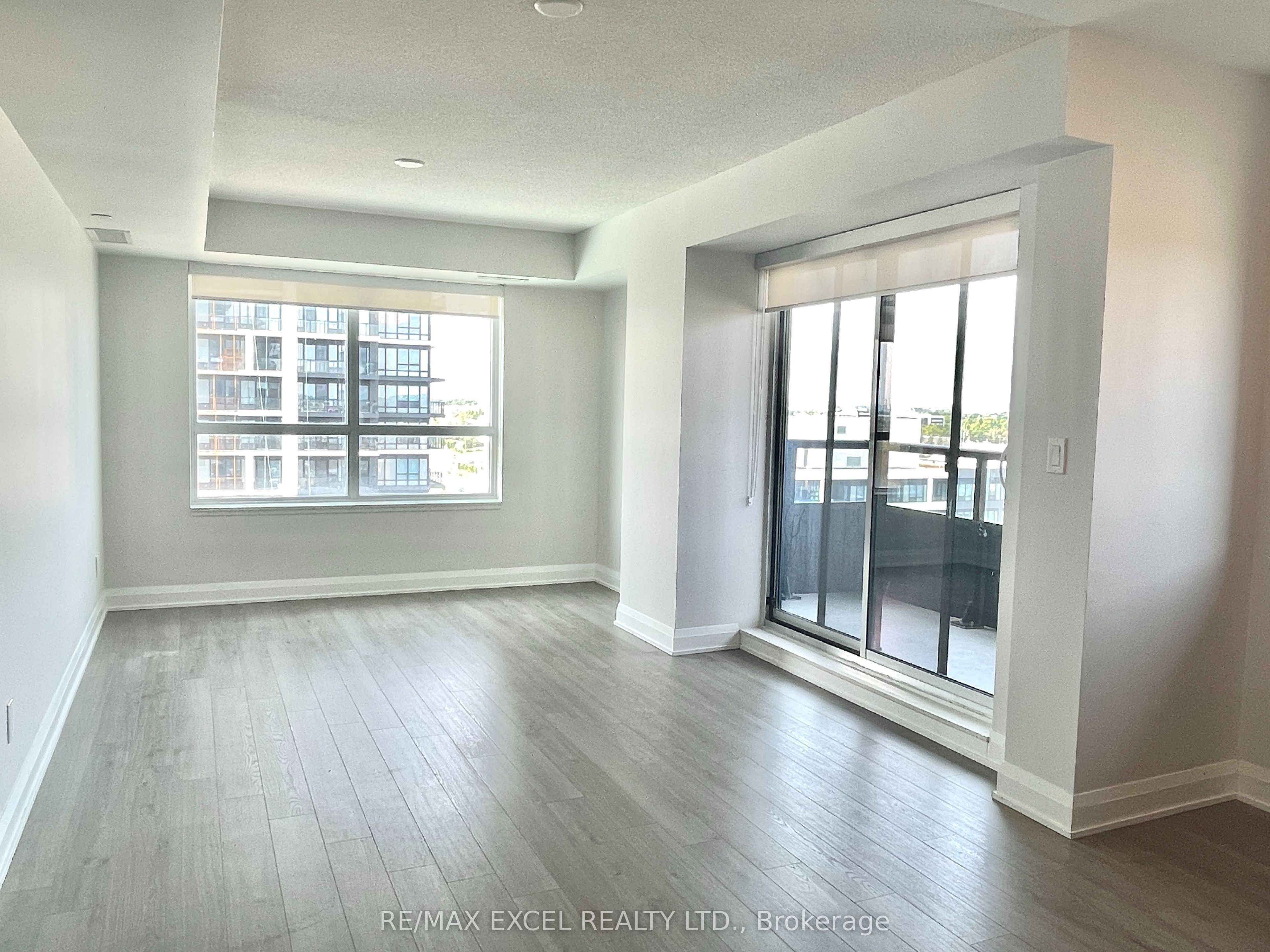 15 Water Walk Drive 1510, Markham, ON L6G 0G2 photo 3