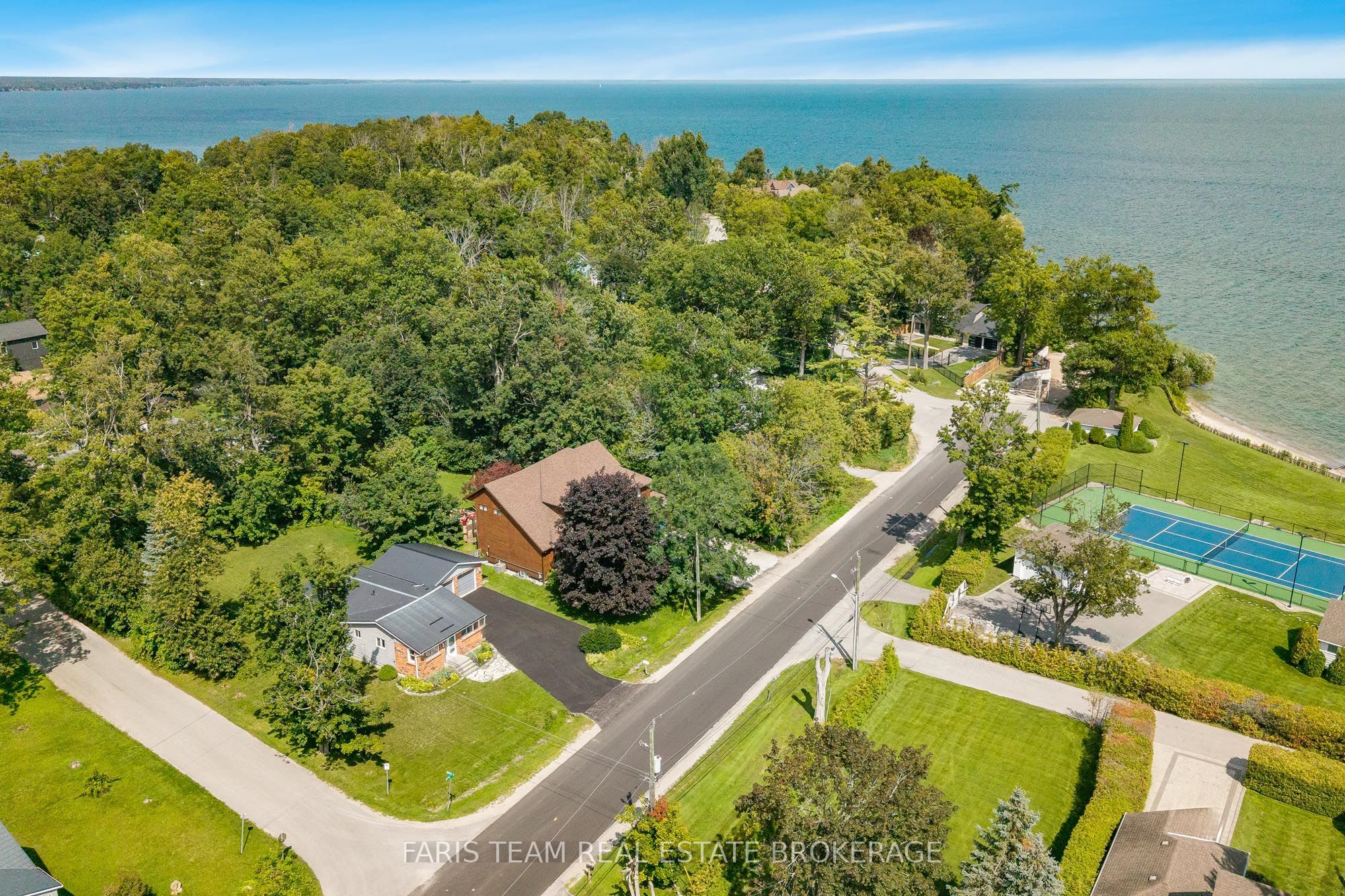 26 Big Bay Point Road, Innisfil, ON L9S 2N9 photo 2