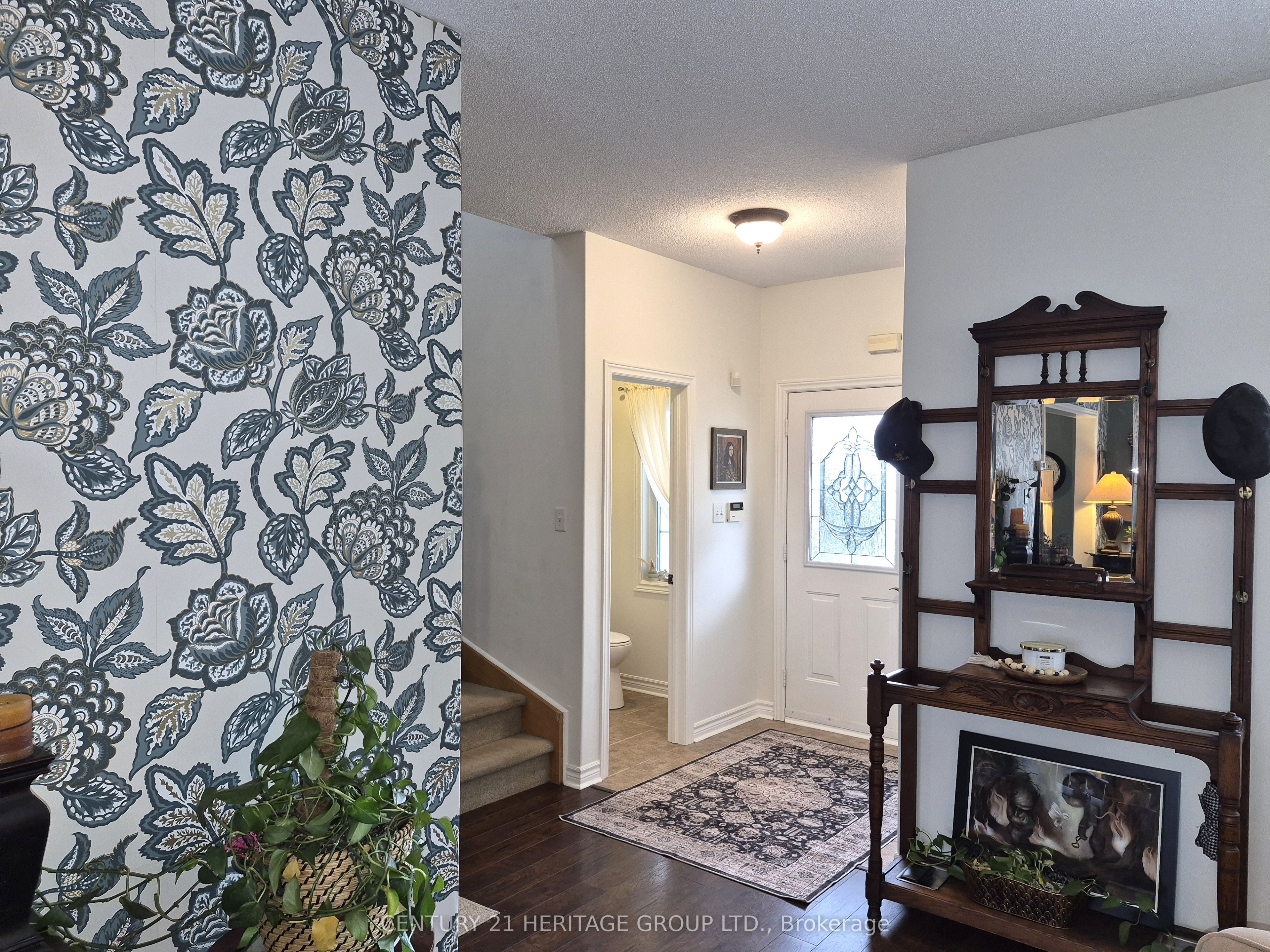18 Yorktown Place, Georgina, ON L4P 0A4 photo 4