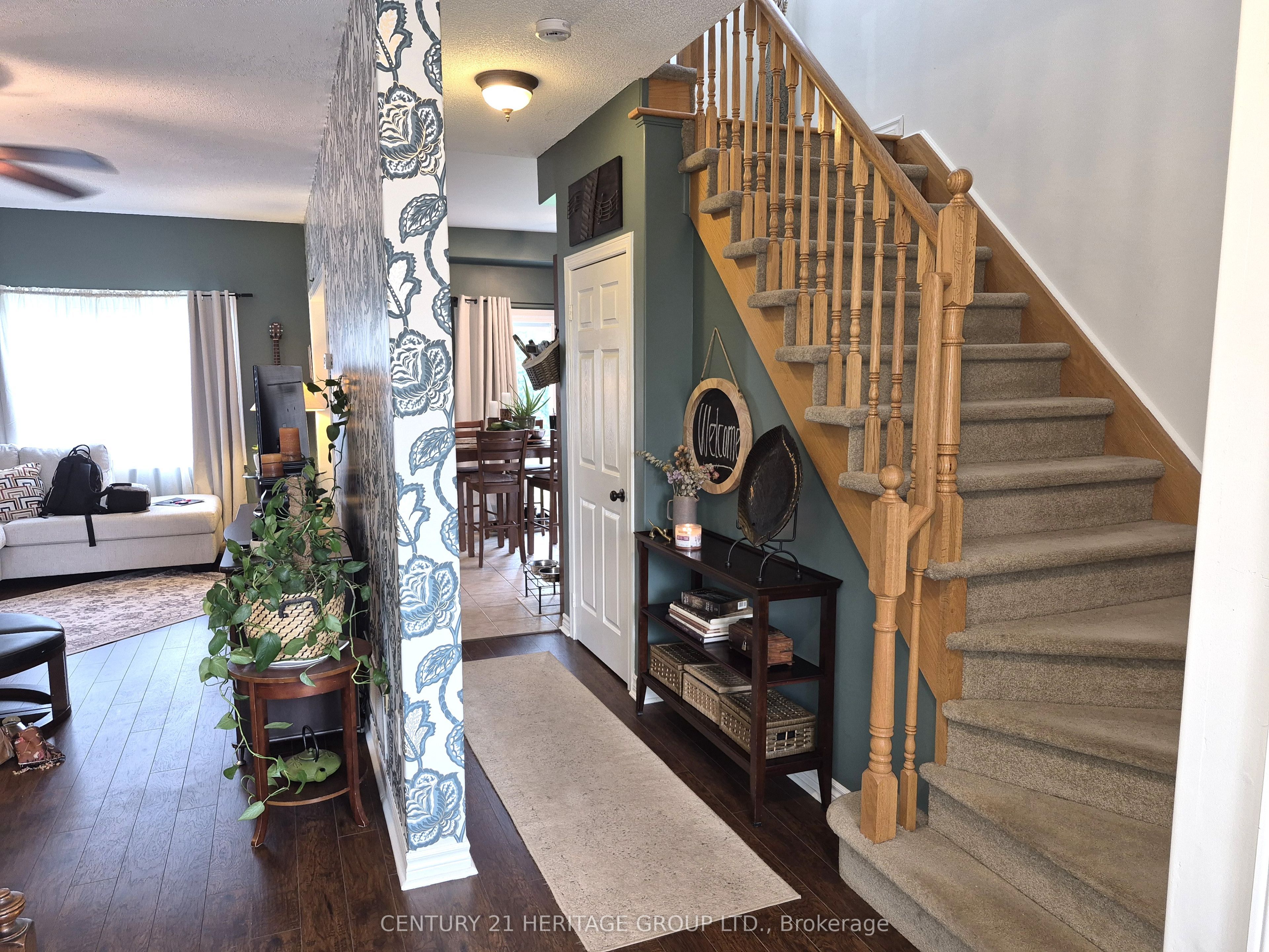 18 Yorktown Place, Georgina, ON L4P 0A4 photo 5
