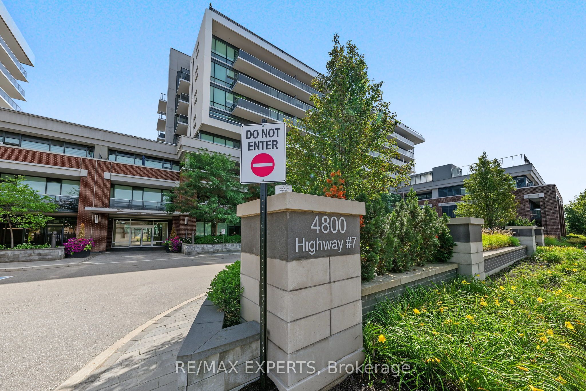 4800 Highway 7 117, Vaughan, ON L4L 1H8 photo 2