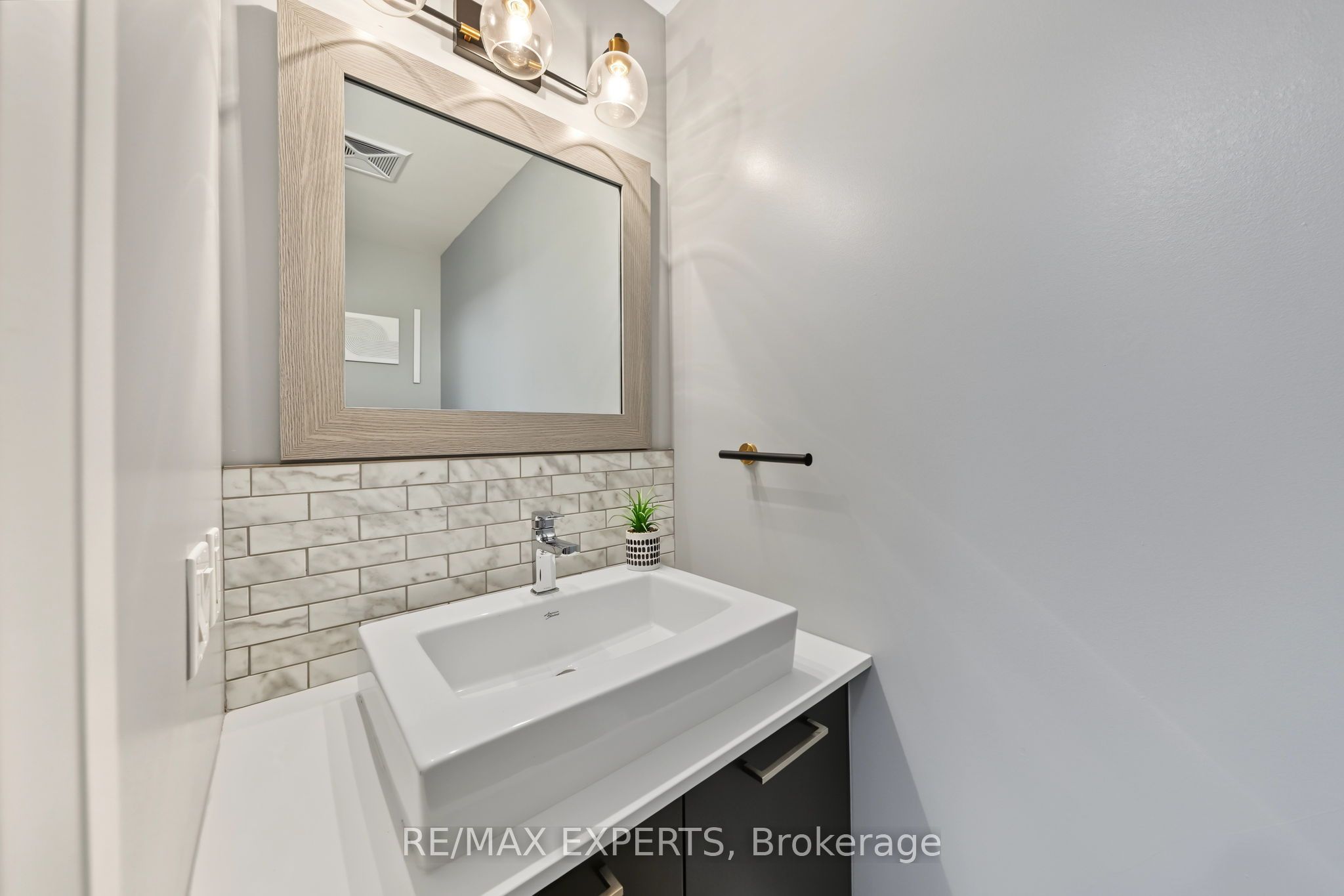 4800 Highway 7 117, Vaughan, ON L4L 1H8 photo 4