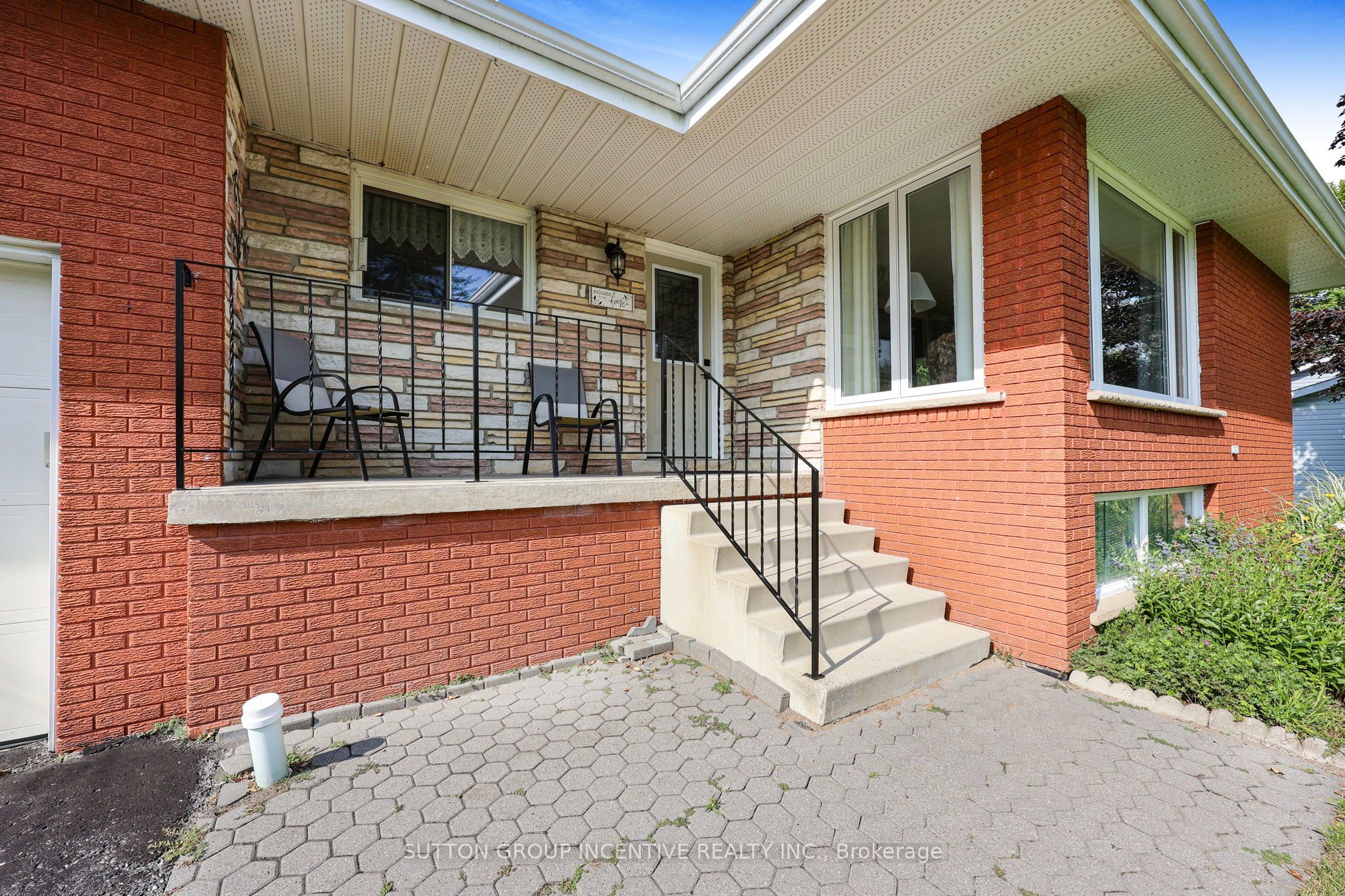 1006 Lebanon Drive, Innisfil, ON L9S 2B7 photo 5
