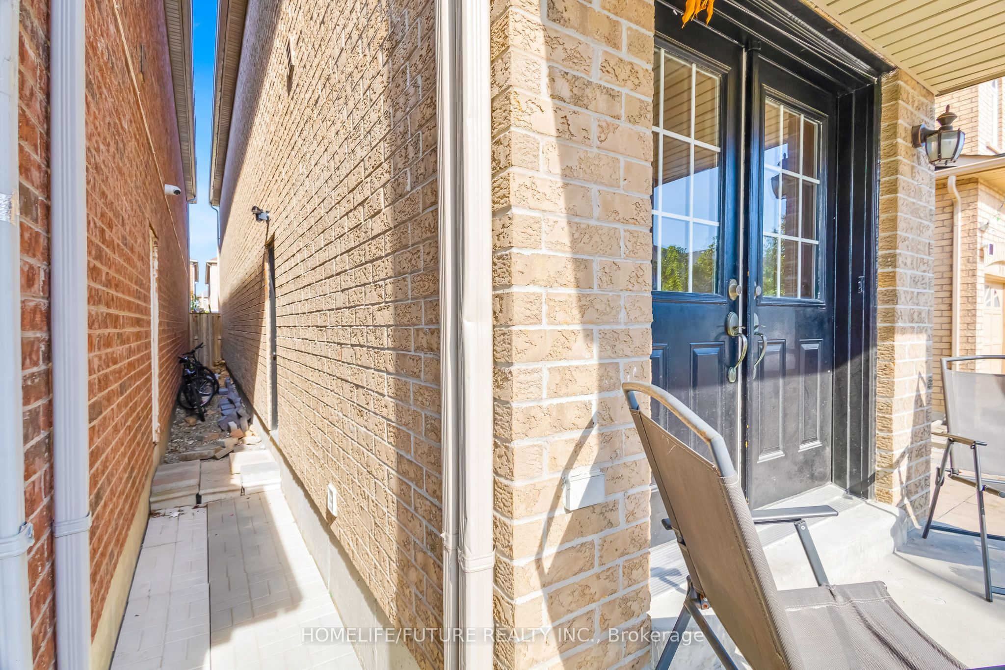 84 Jack Monkman Crescent, Markham, ON L3S 0A4 photo 5