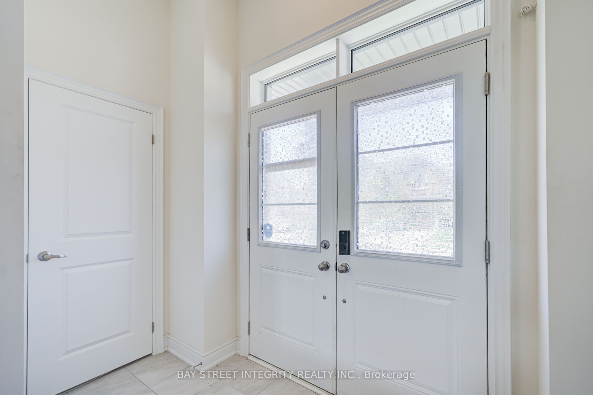 41 Kenneth Rogers Crescent, East Gwillimbury, ON L9N 0S3 photo 4