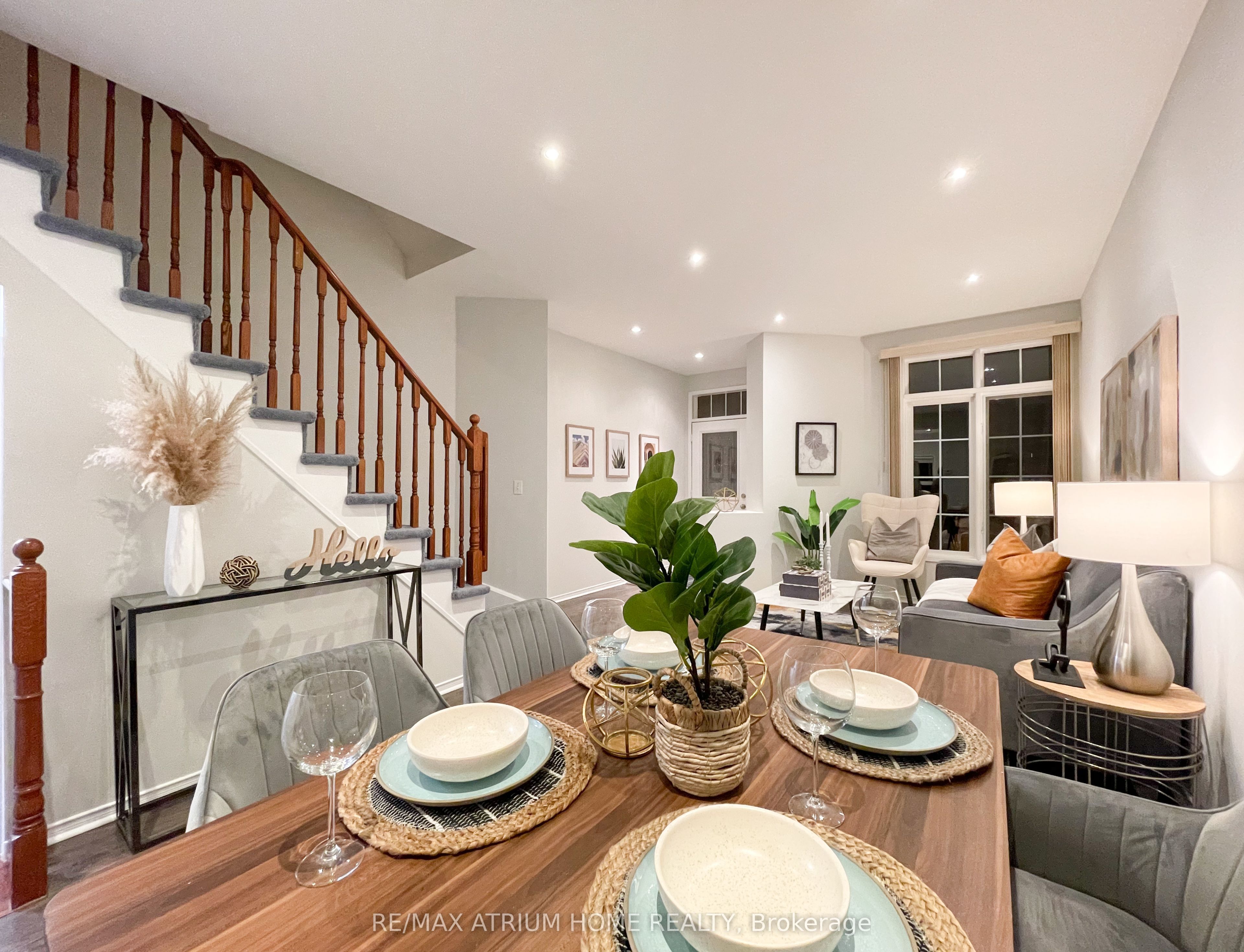 45 Madison Heights Boulevard, Markham, ON L6C 2E3 photo 3