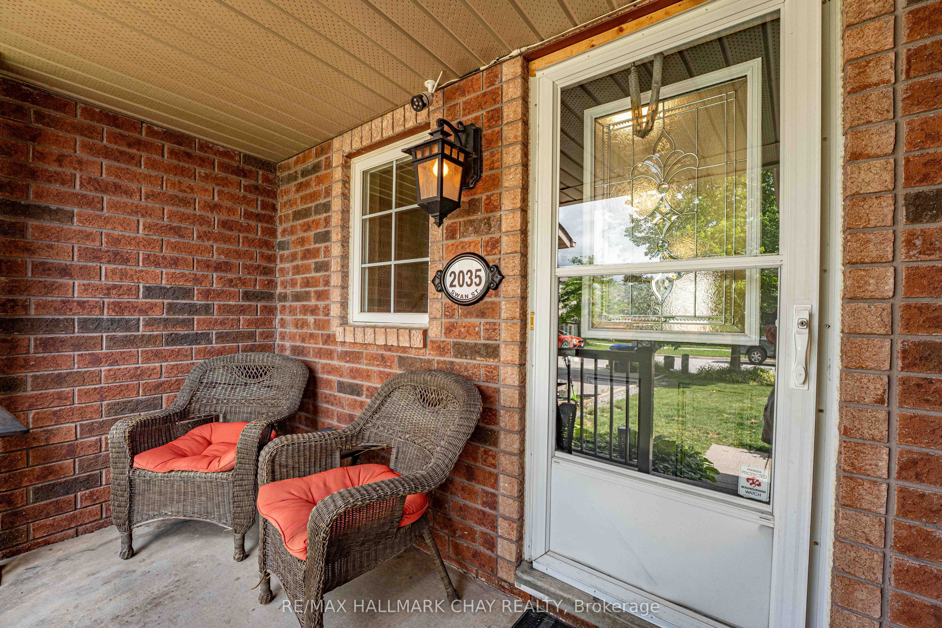 2035 Swan Street, Innisfil, ON L9S 0B5 photo 3