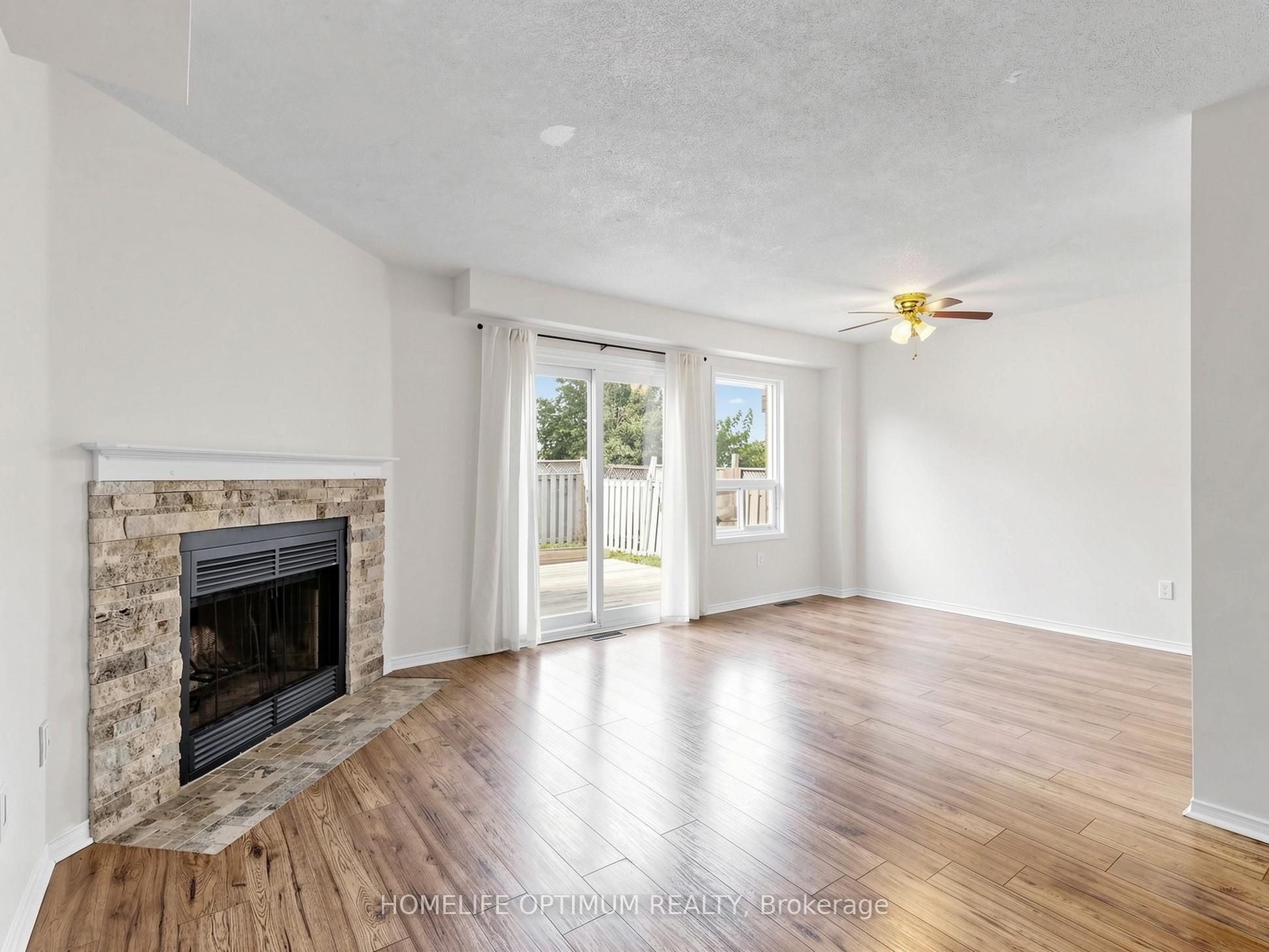 1258 Coleman Court, Innisfil, ON L9S 1X4 photo 4