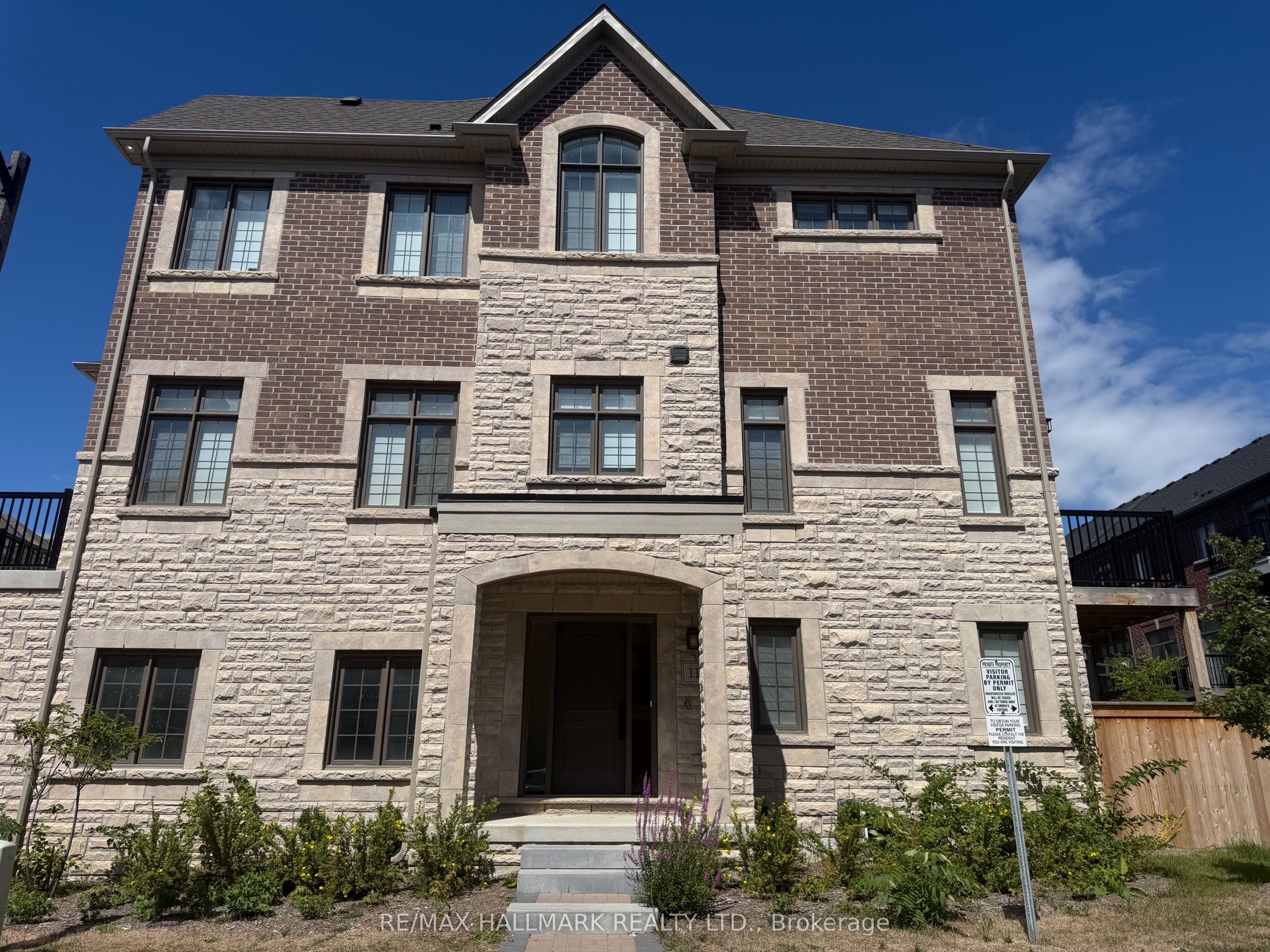 11 Abbey Hill Lane, Markham, ON L6C 3L5