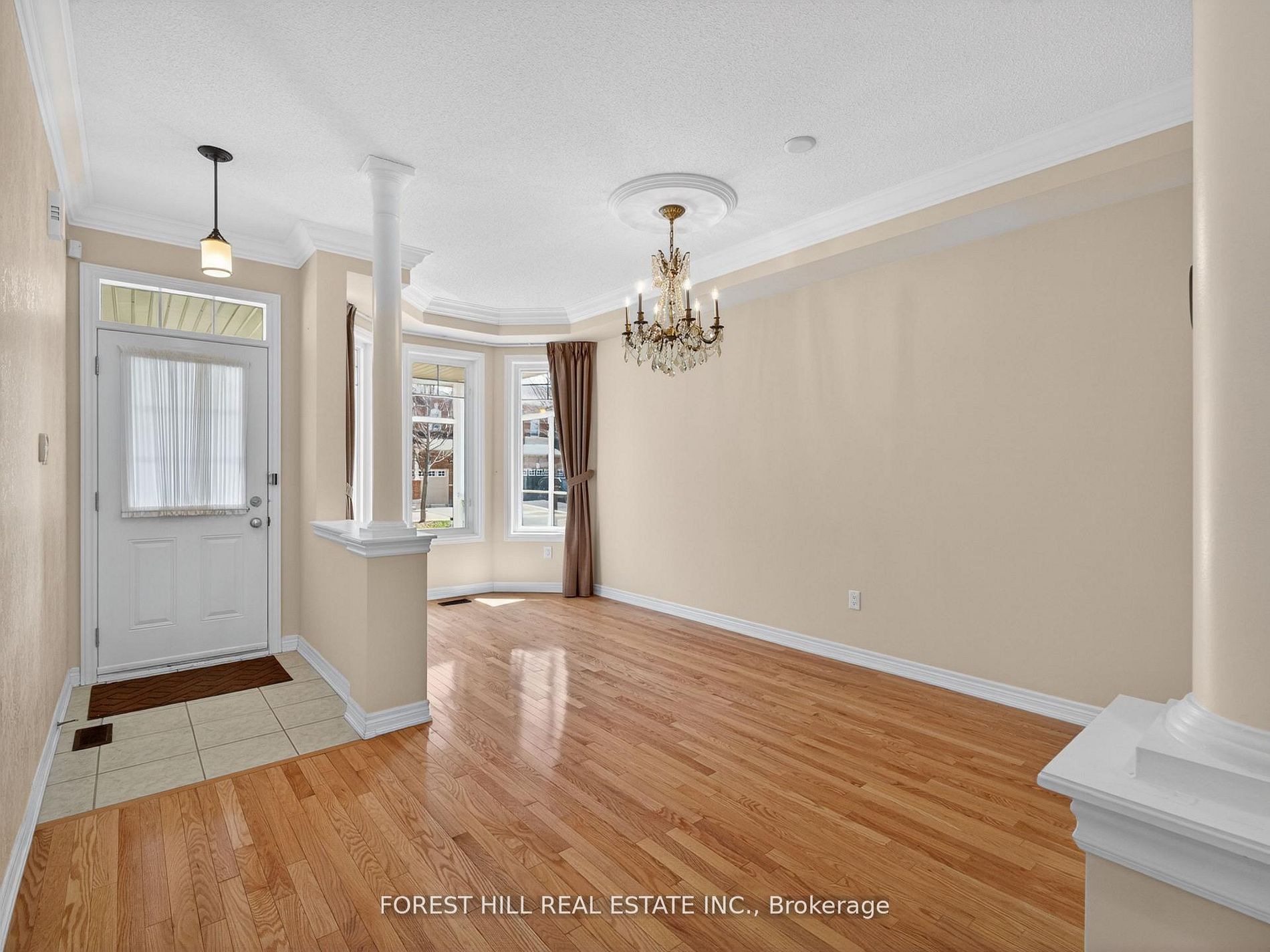 12 Stookes Crescent, Richmond Hill, ON L4E 0J3 photo 4