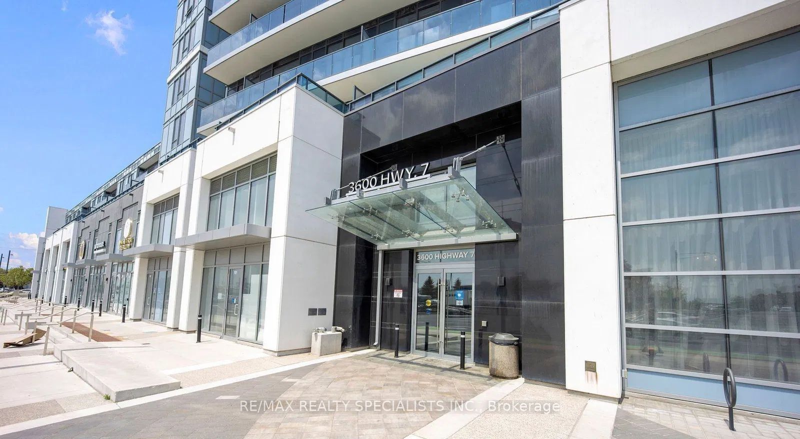 3600 Hwy 7 501, Vaughan, ON L4L 0G7 photo 2