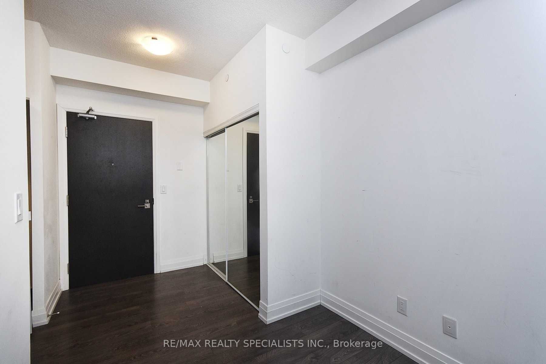 3600 Hwy 7 501, Vaughan, ON L4L 0G7 photo 3
