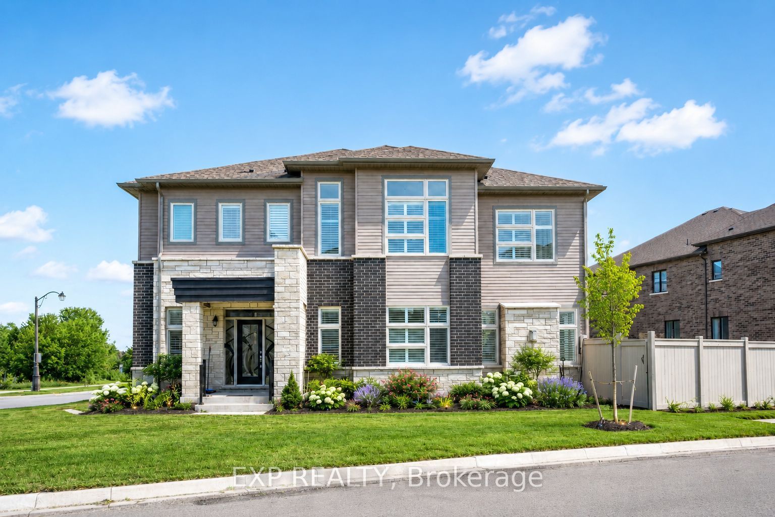38 Bud Leggett Crescent, Georgina, ON L4P 0T1 photo 4