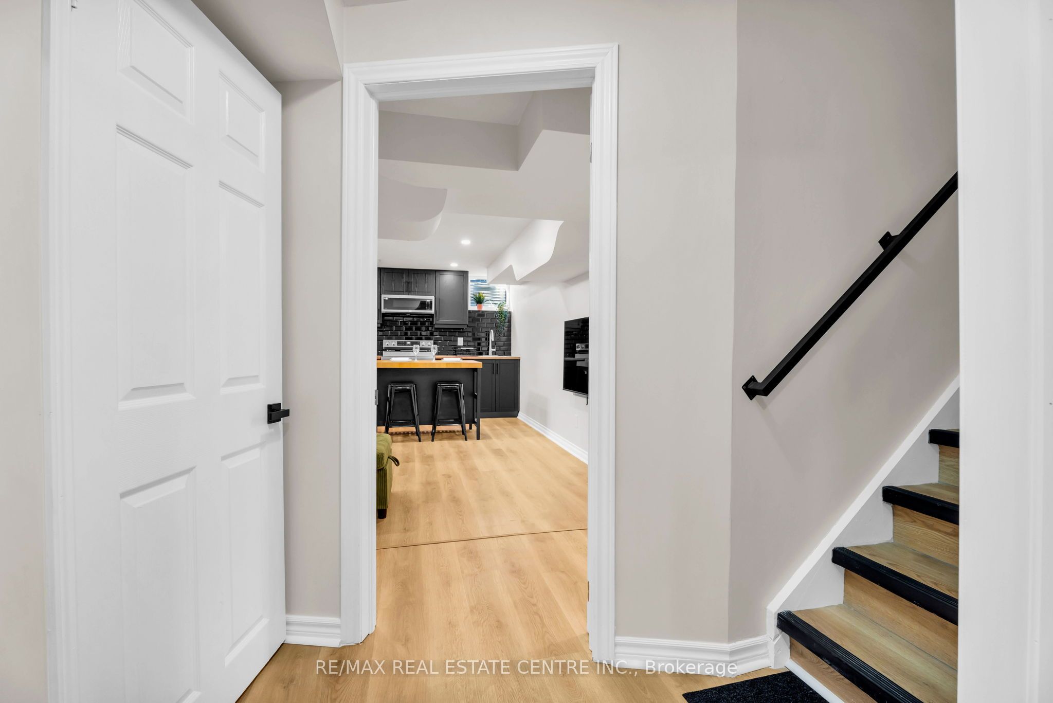 67 Ferdinand Avenue, Vaughan, ON L6A 3H7 photo 3