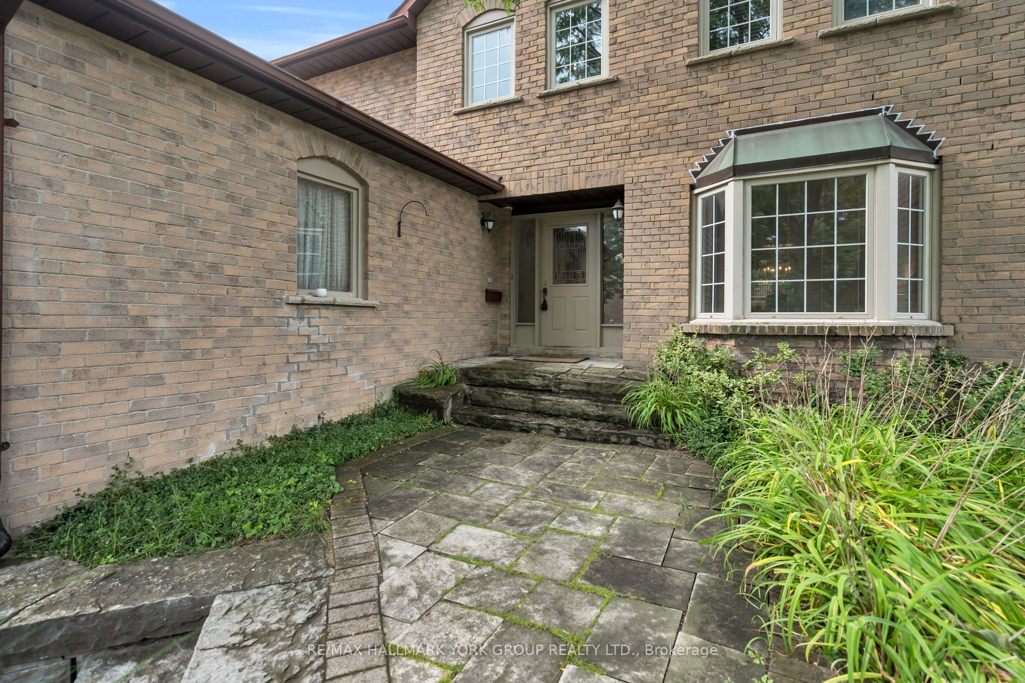 95 Gilbank Drive, Aurora, ON L4G 5E2 photo 3