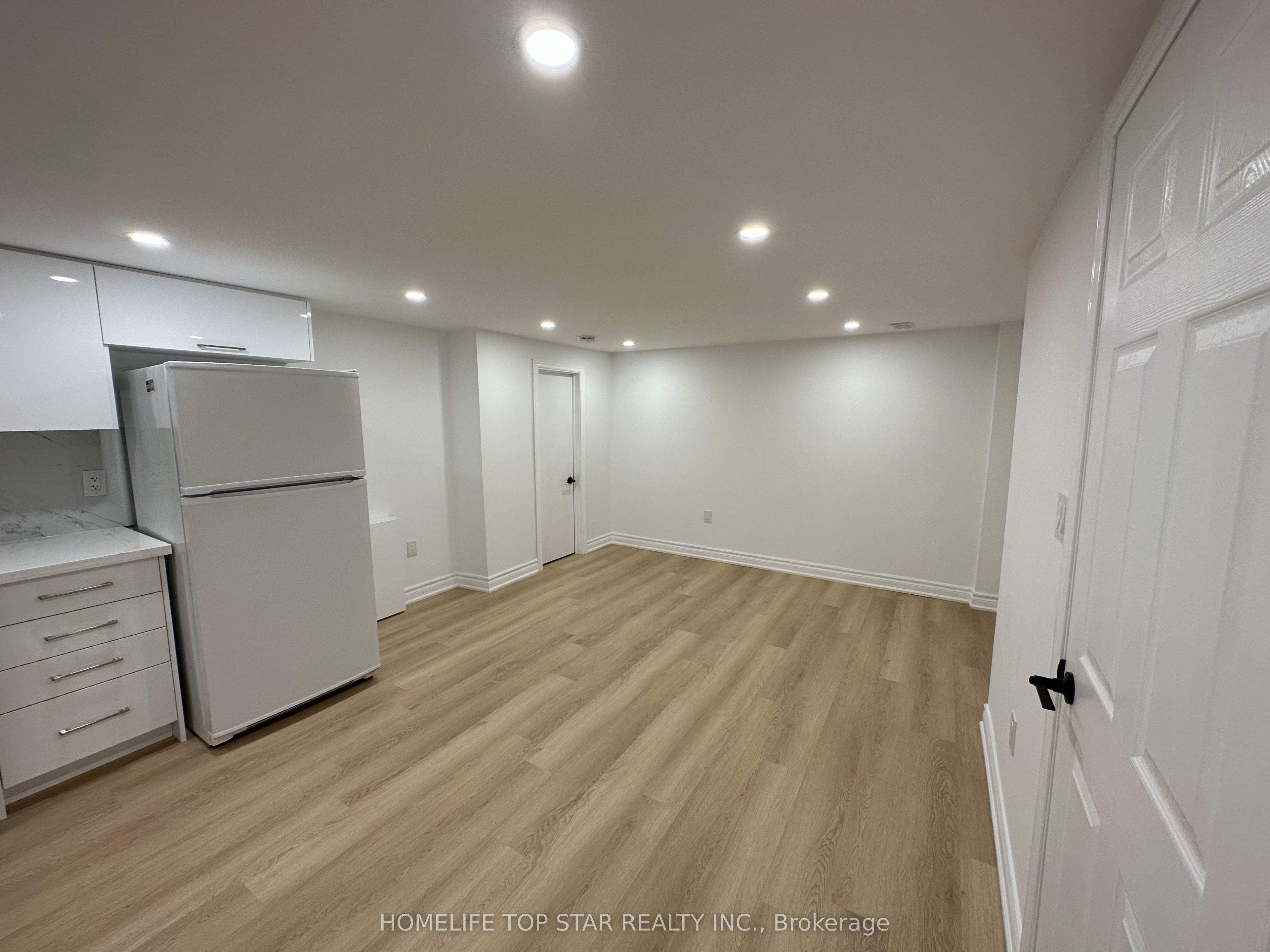 38 Cartier Crescent Basement, Richmond Hill, ON L4C 2N2