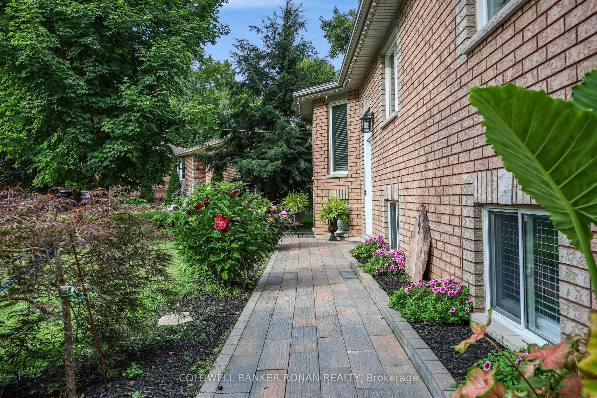 57 Pine Park Boulevard, Adjala-Tosorontio, ON L0M 1J0 photo 3