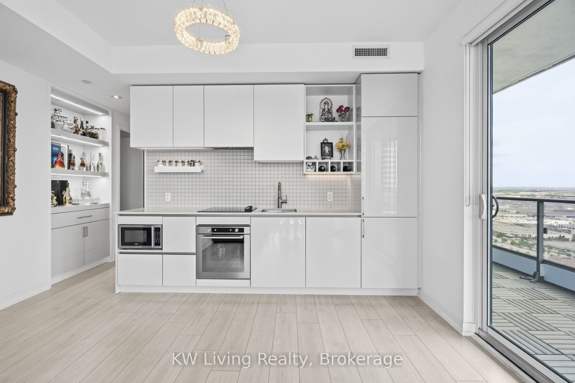 950 Portage Parkway 4306, Vaughan, ON L4K 0J7 photo 4