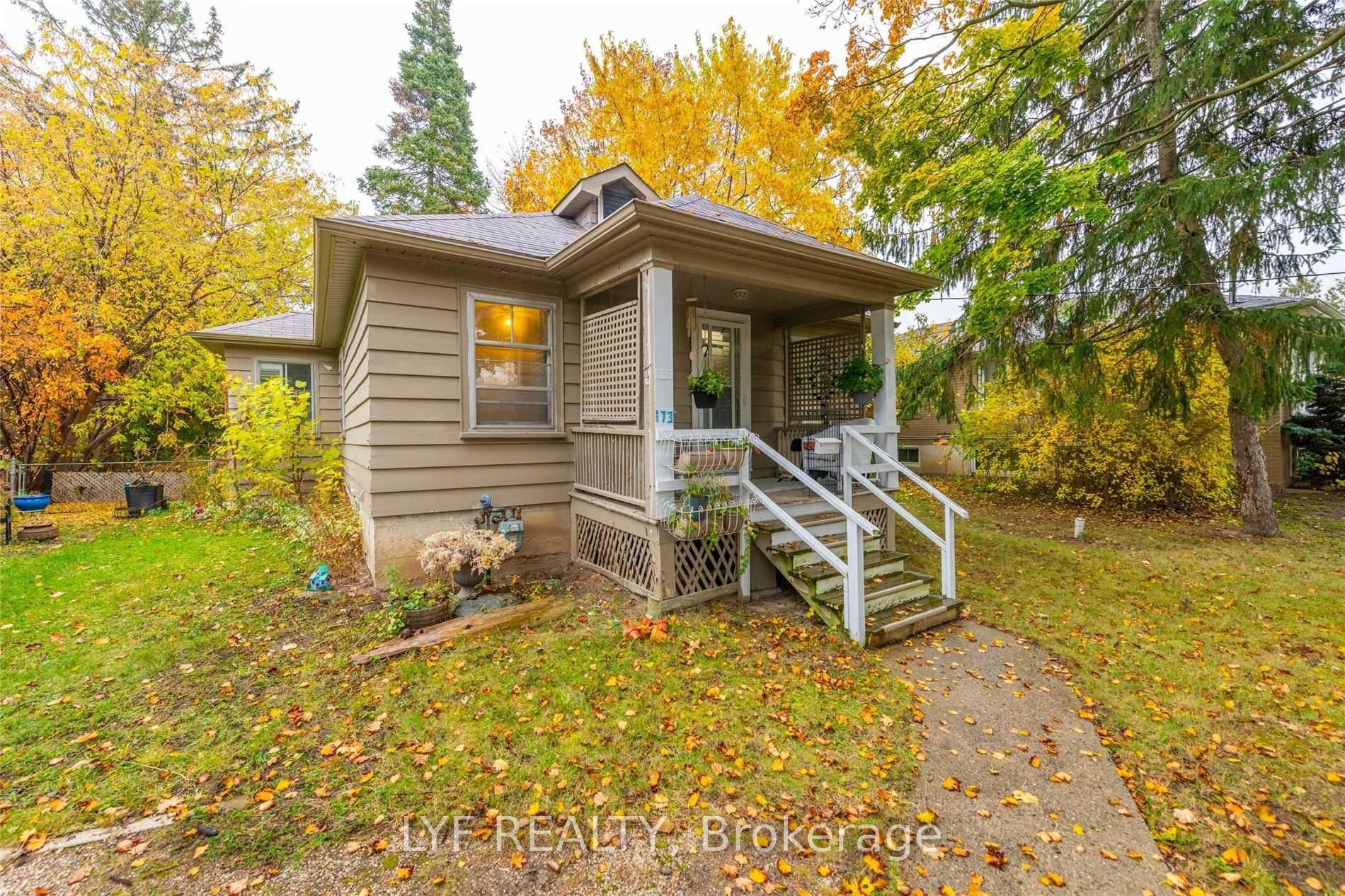 173 Maple Avenue RM 1, Richmond Hill, ON L4C 2J1 photo 2