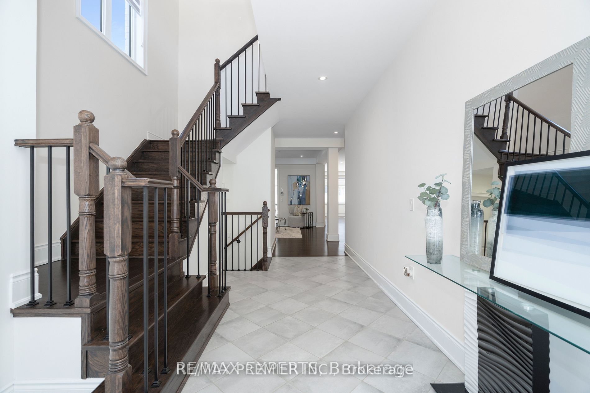 89 Forest Edge Crescent, East Gwillimbury, ON L9N 0S6 photo 3
