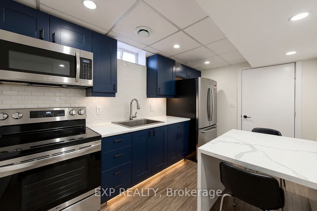11 Martina Crescent Basement, Vaughan, ON L4H 3B6 photo 4
