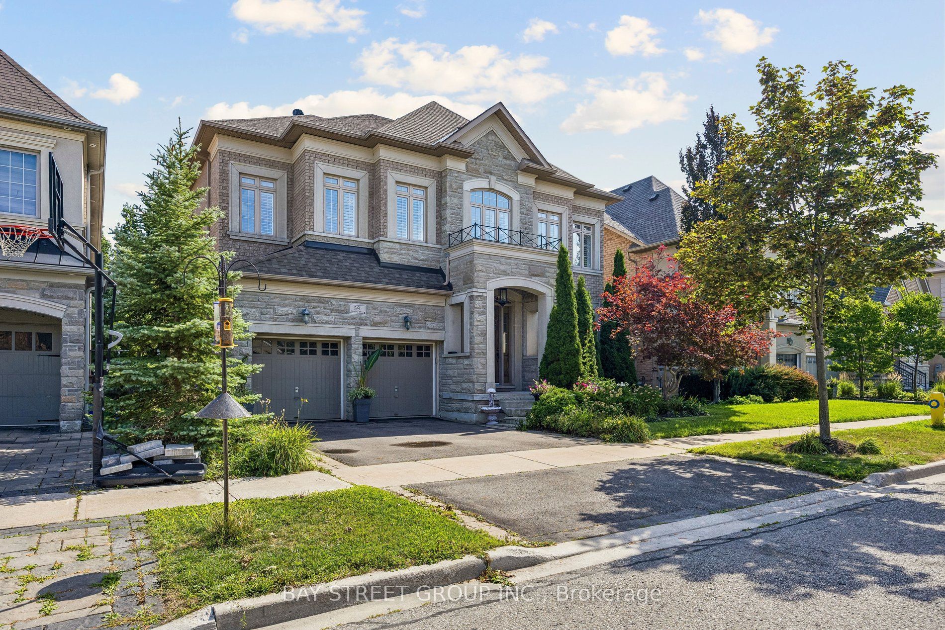 39 Harley Drive, Vaughan, ON L4H 3P4 photo 2