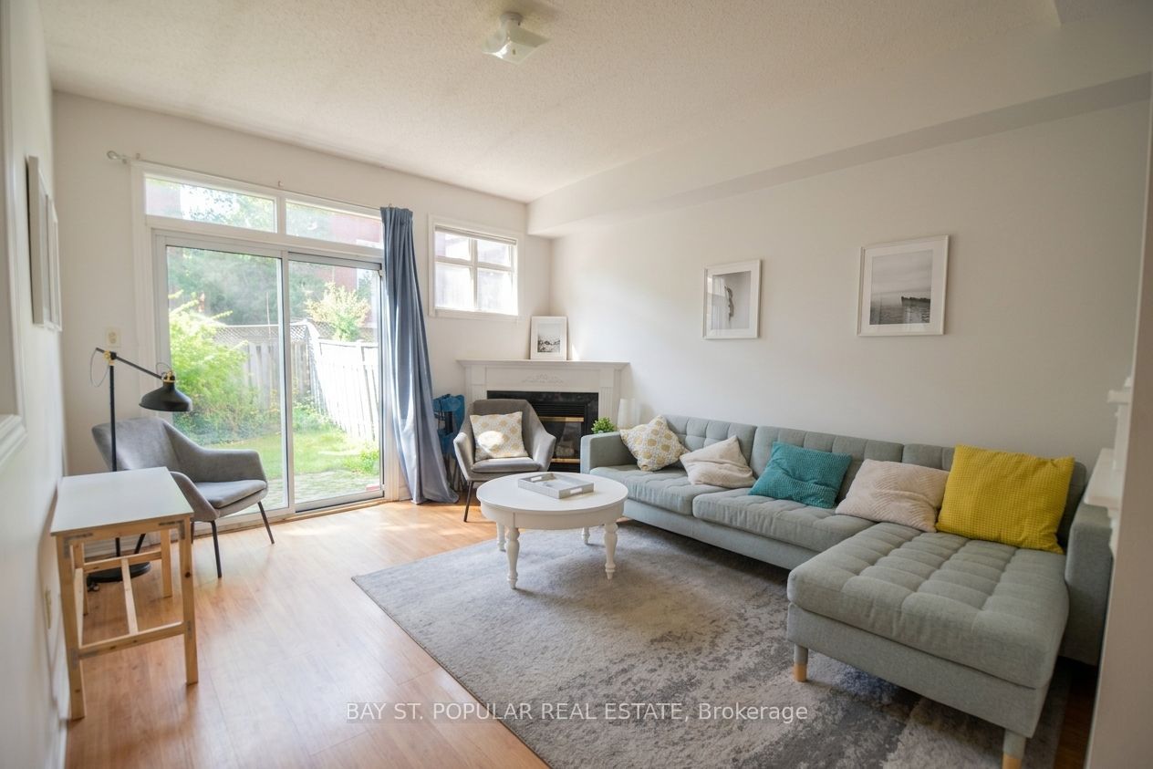 49 Angelica Avenue, Richmond Hill, ON L4S 2E1 photo 3