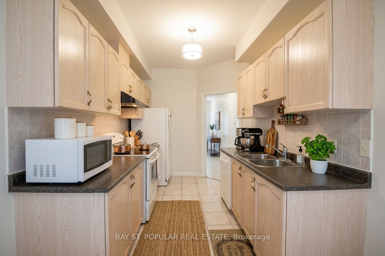 49 Angelica Avenue, Richmond Hill, ON L4S 2E1 photo 4