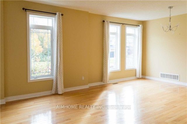 93 Bel Canto Crescent, Richmond Hill, ON L4E 4H4 photo 5