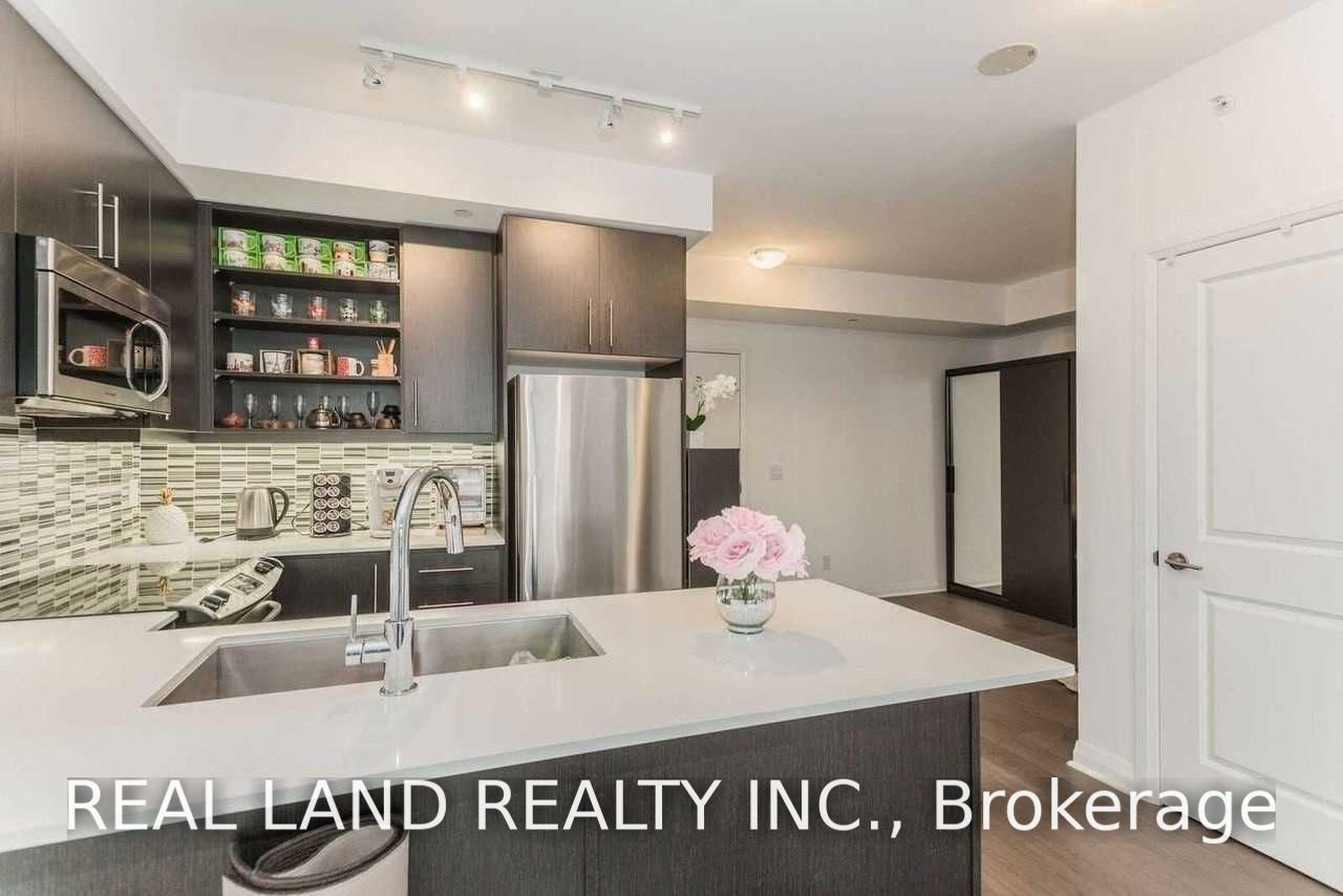 55 Oneida Crescent 805, Richmond Hill, ON L4B 0E8 photo 3