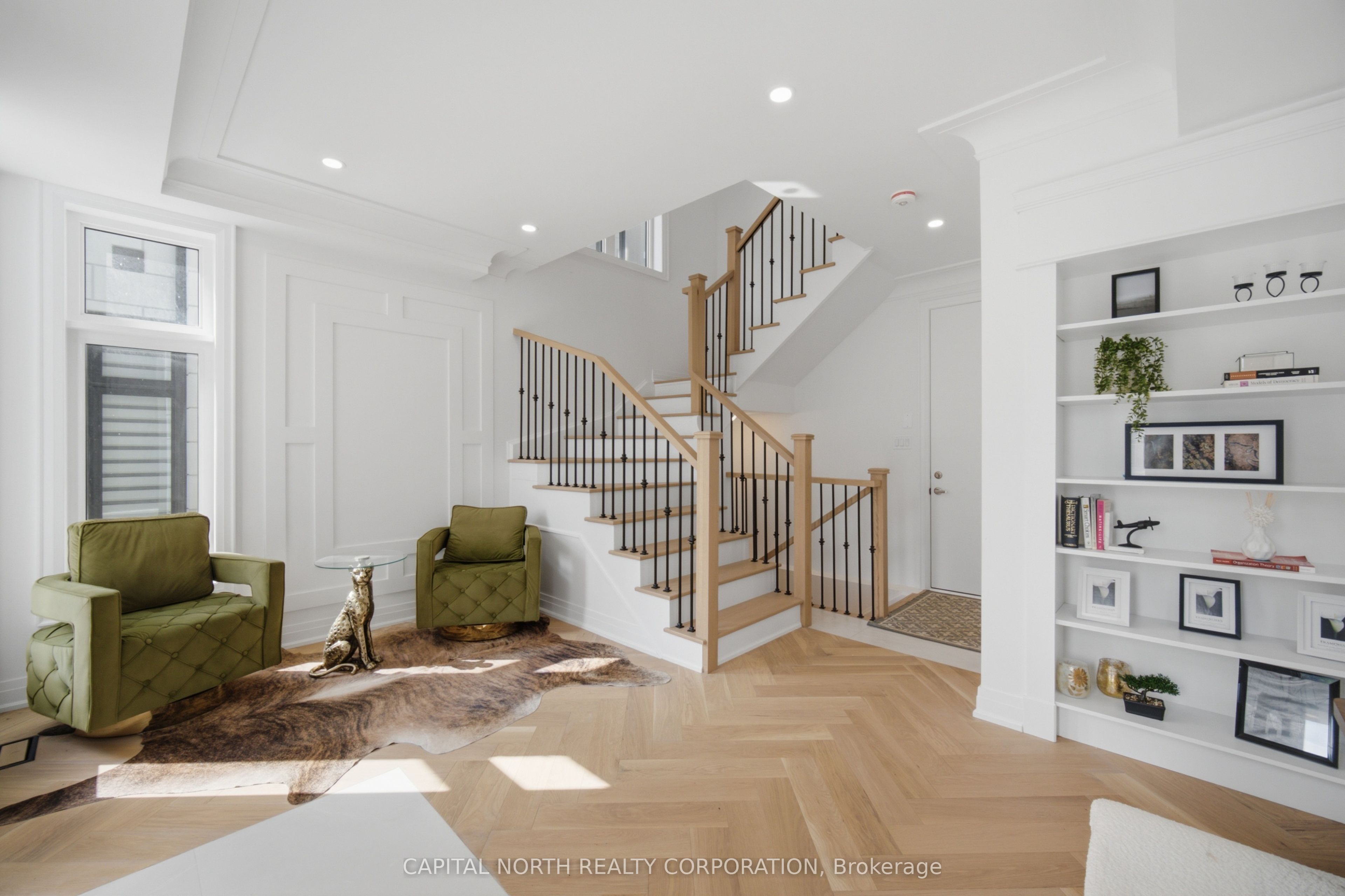 8A McCachen Street, Richmond Hill, ON L4E 1L4 photo 5